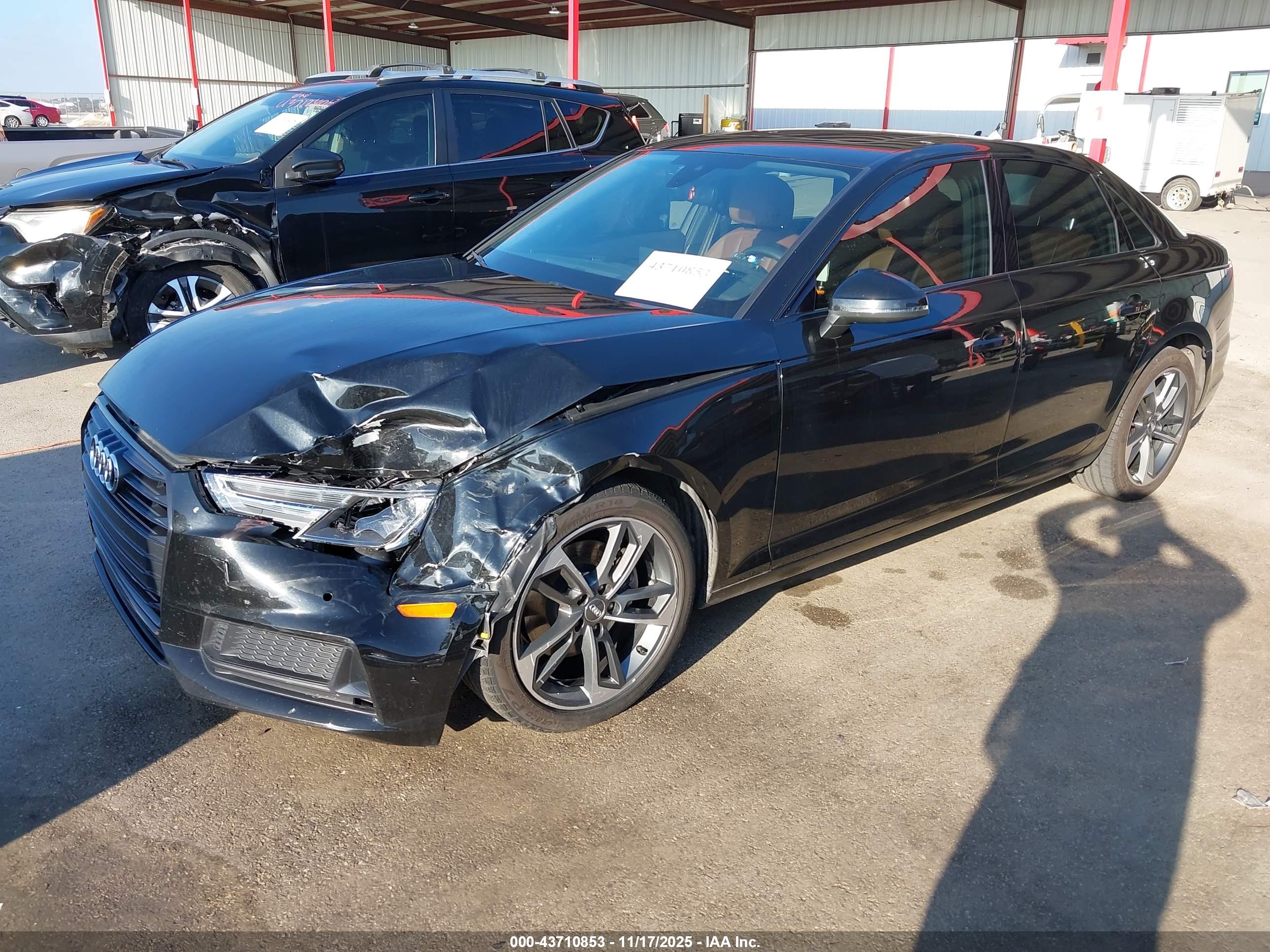 AUDI A4 image 2