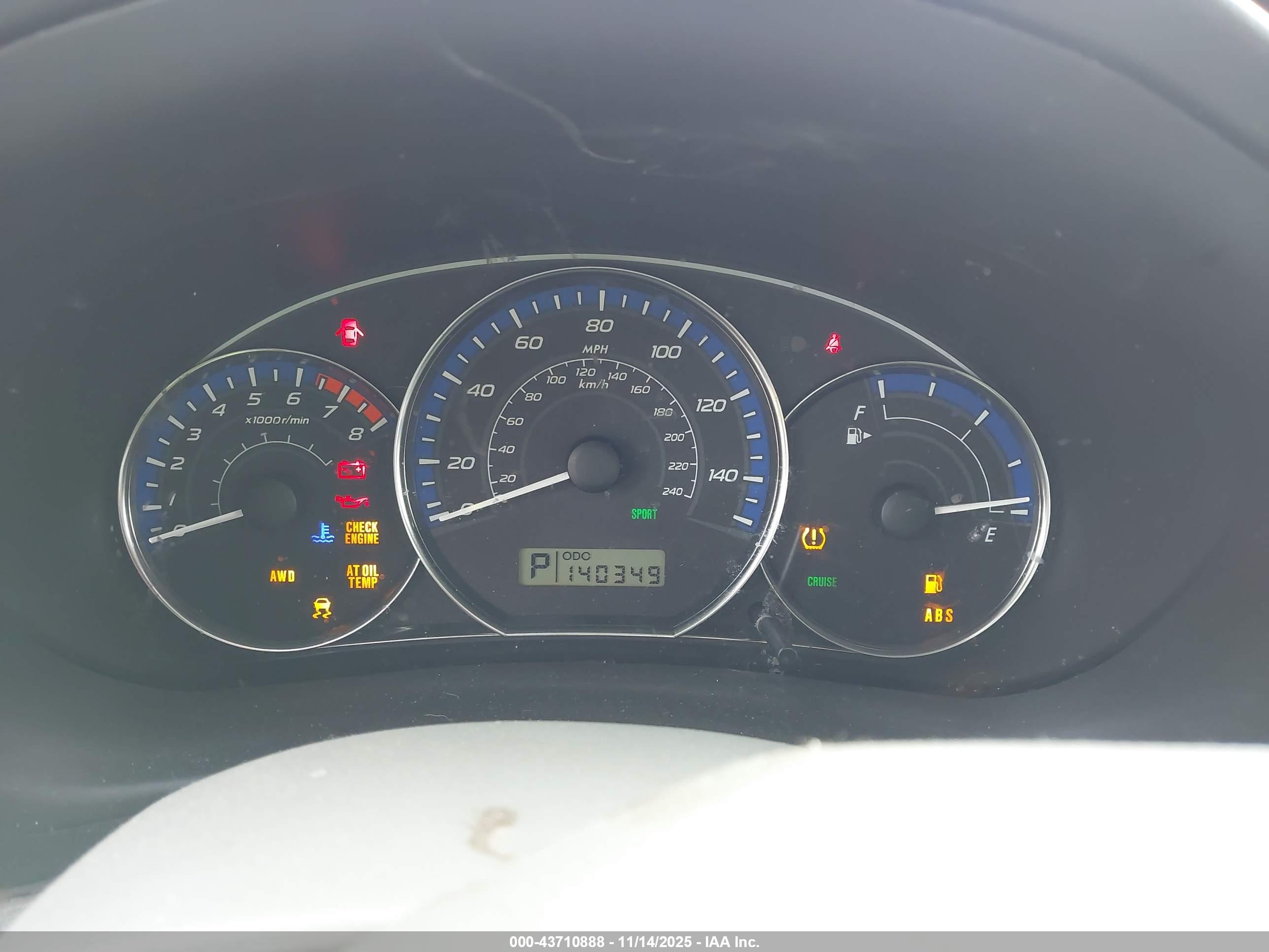 SUBARU FORESTER image 7