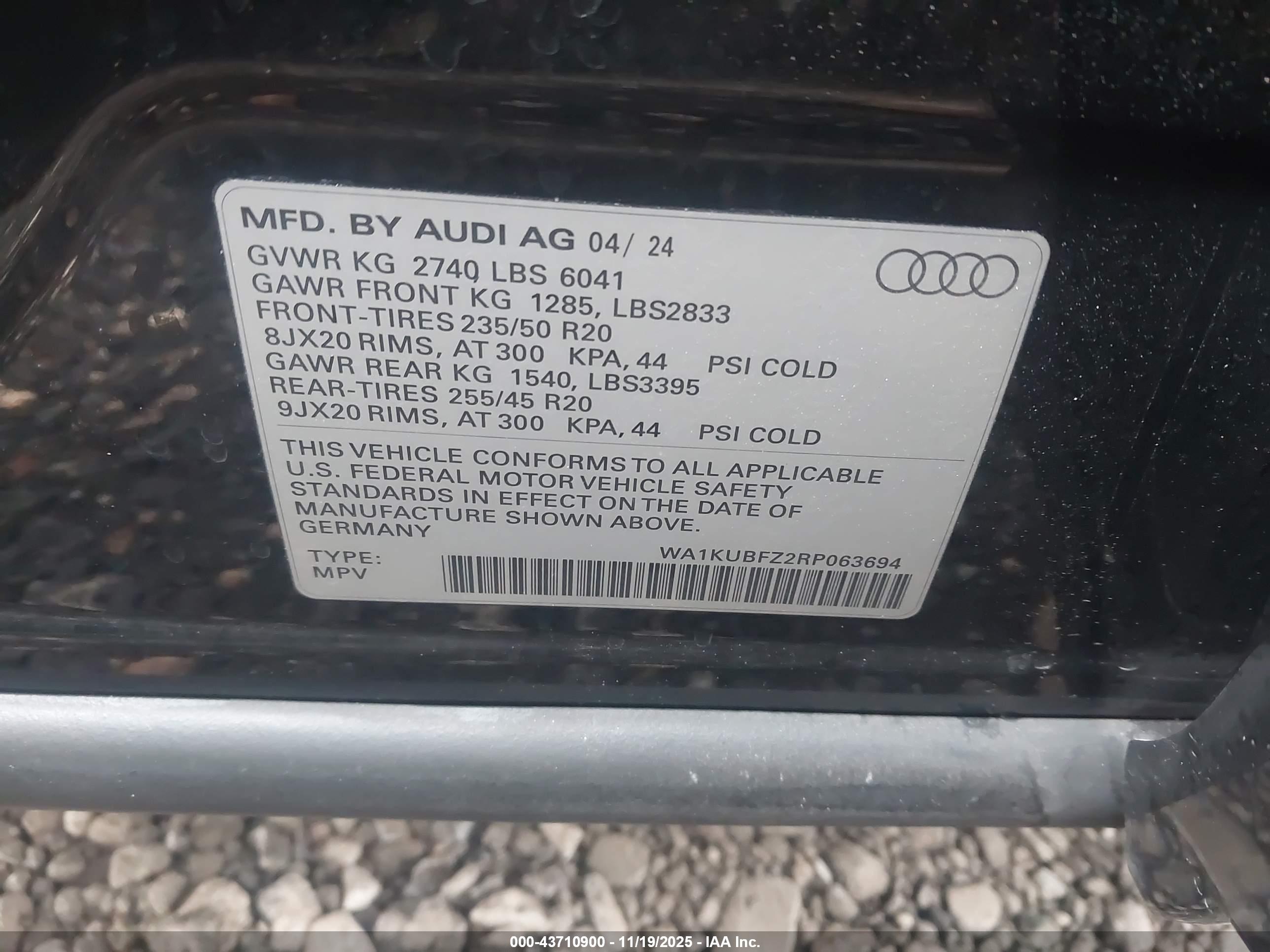 AUDI Q4 image 9