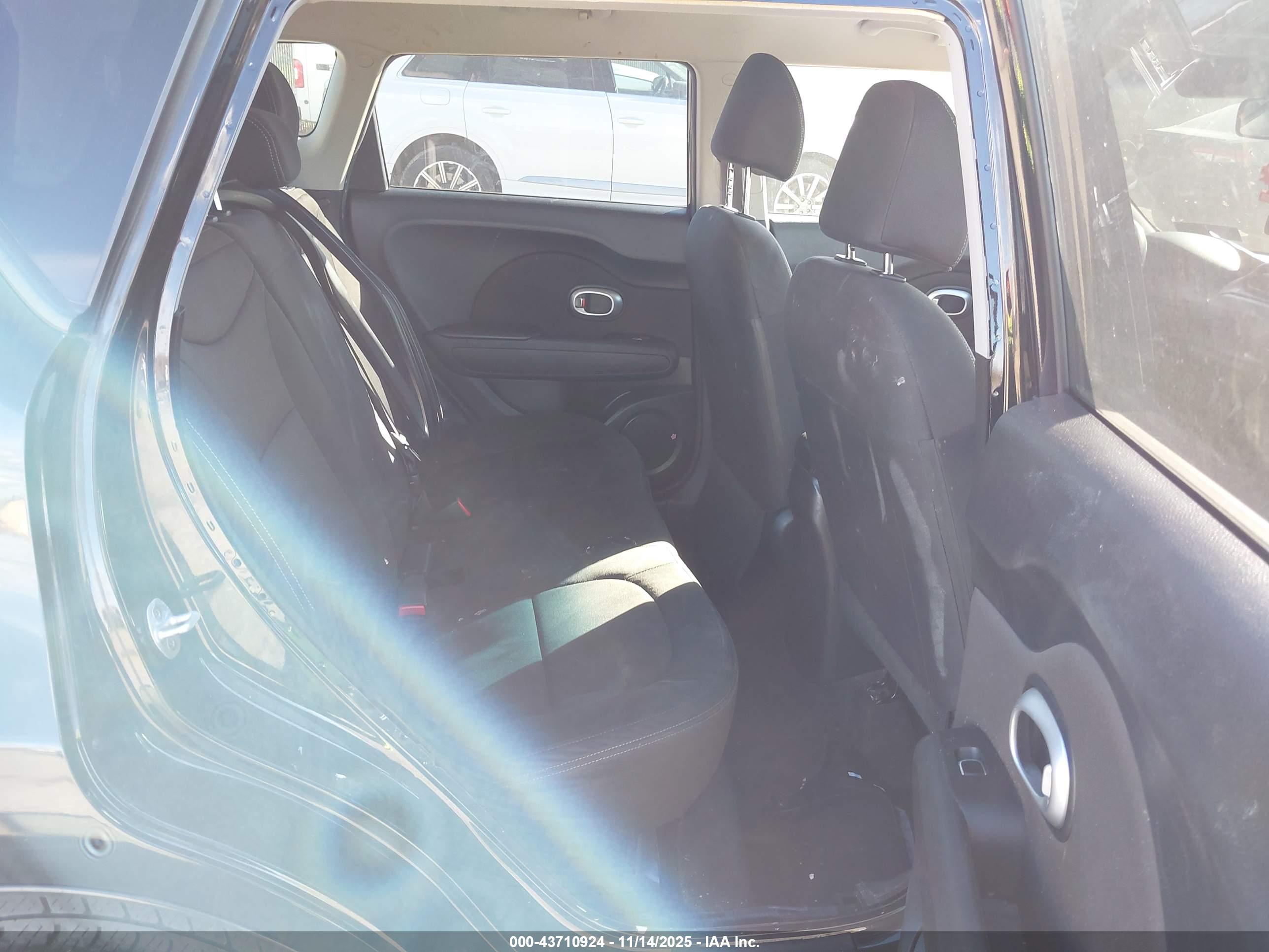 KIA SOUL image 8