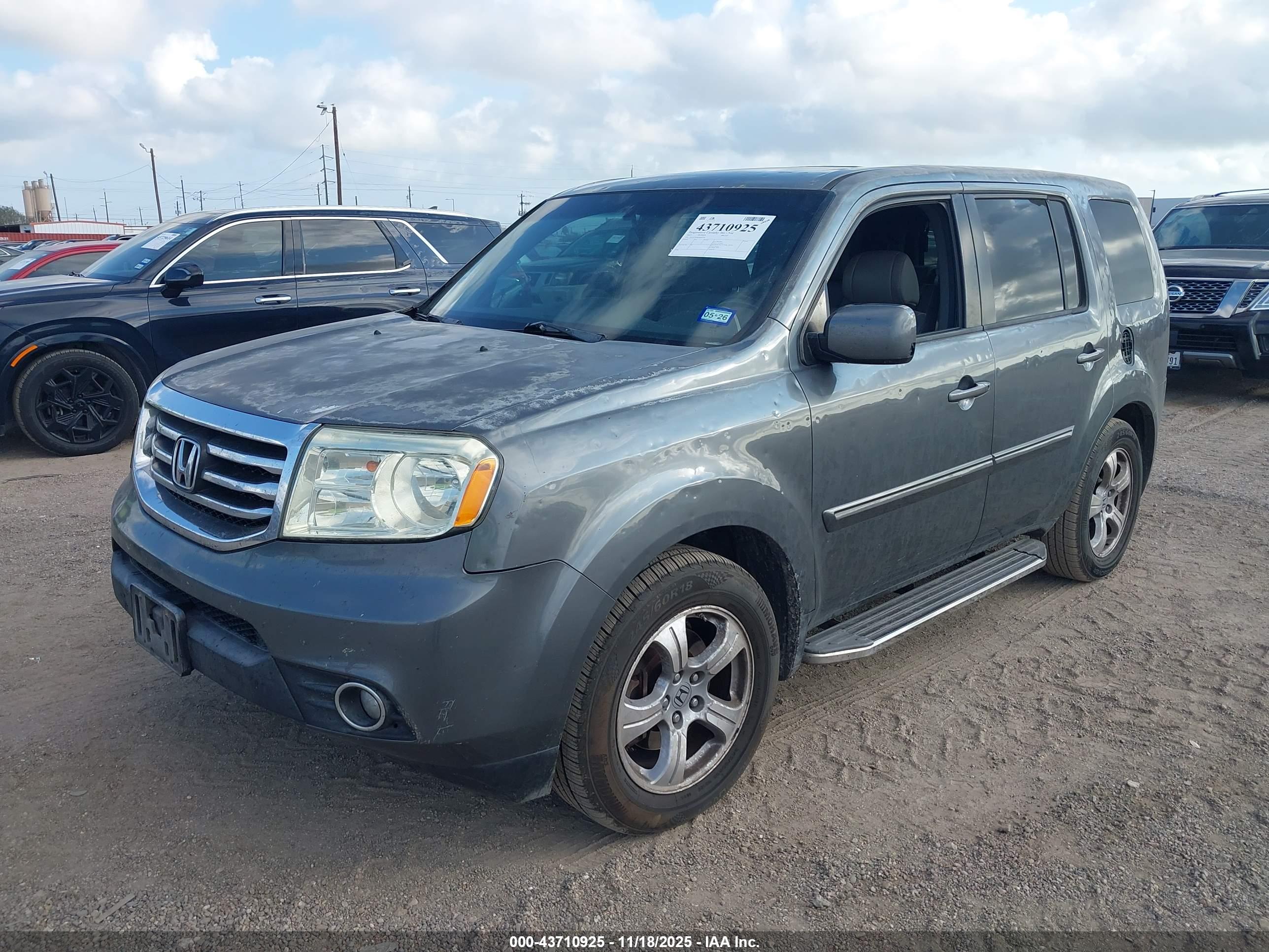 HONDA PILOT image 2