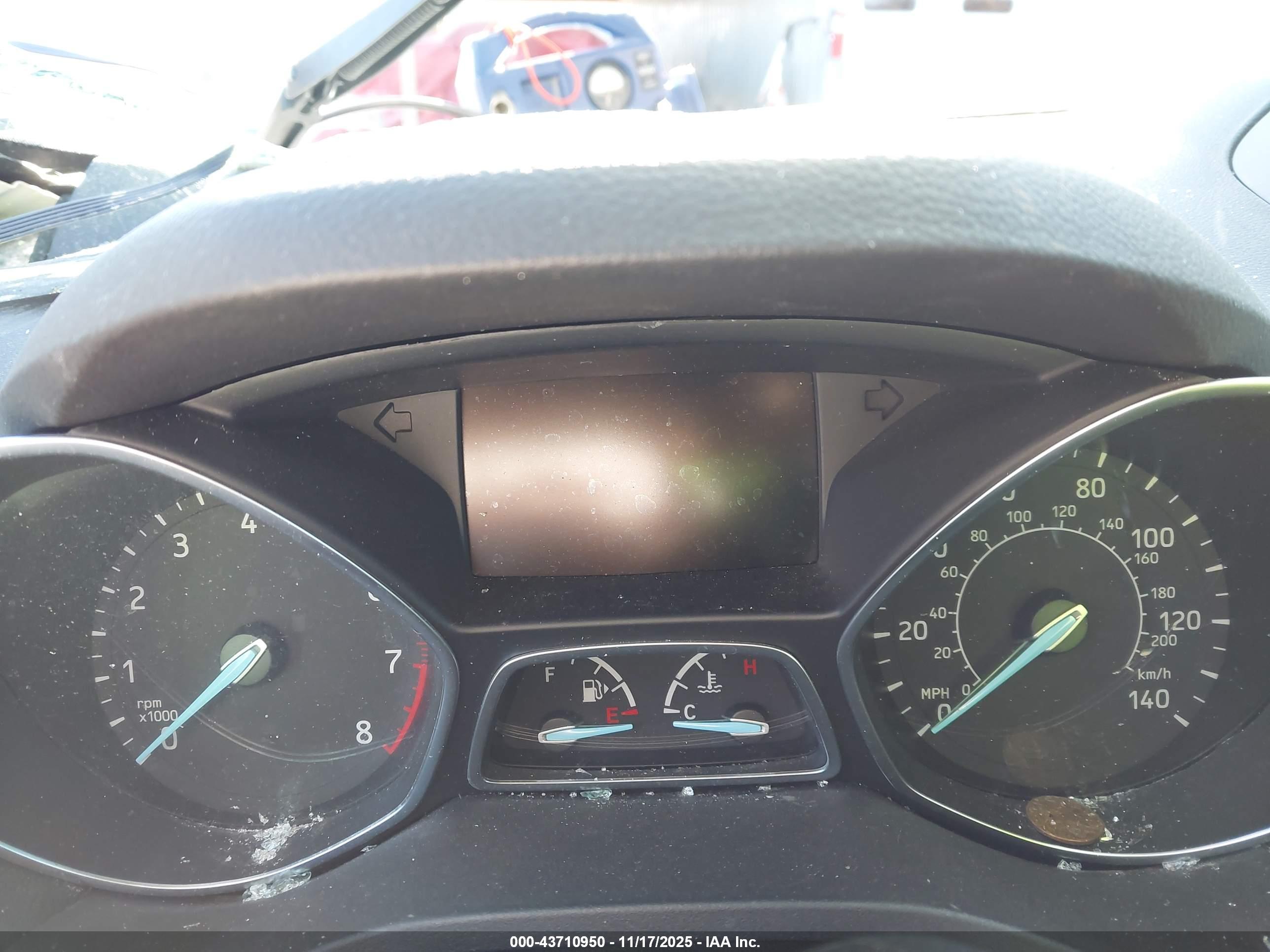 FORD ESCAPE image 7