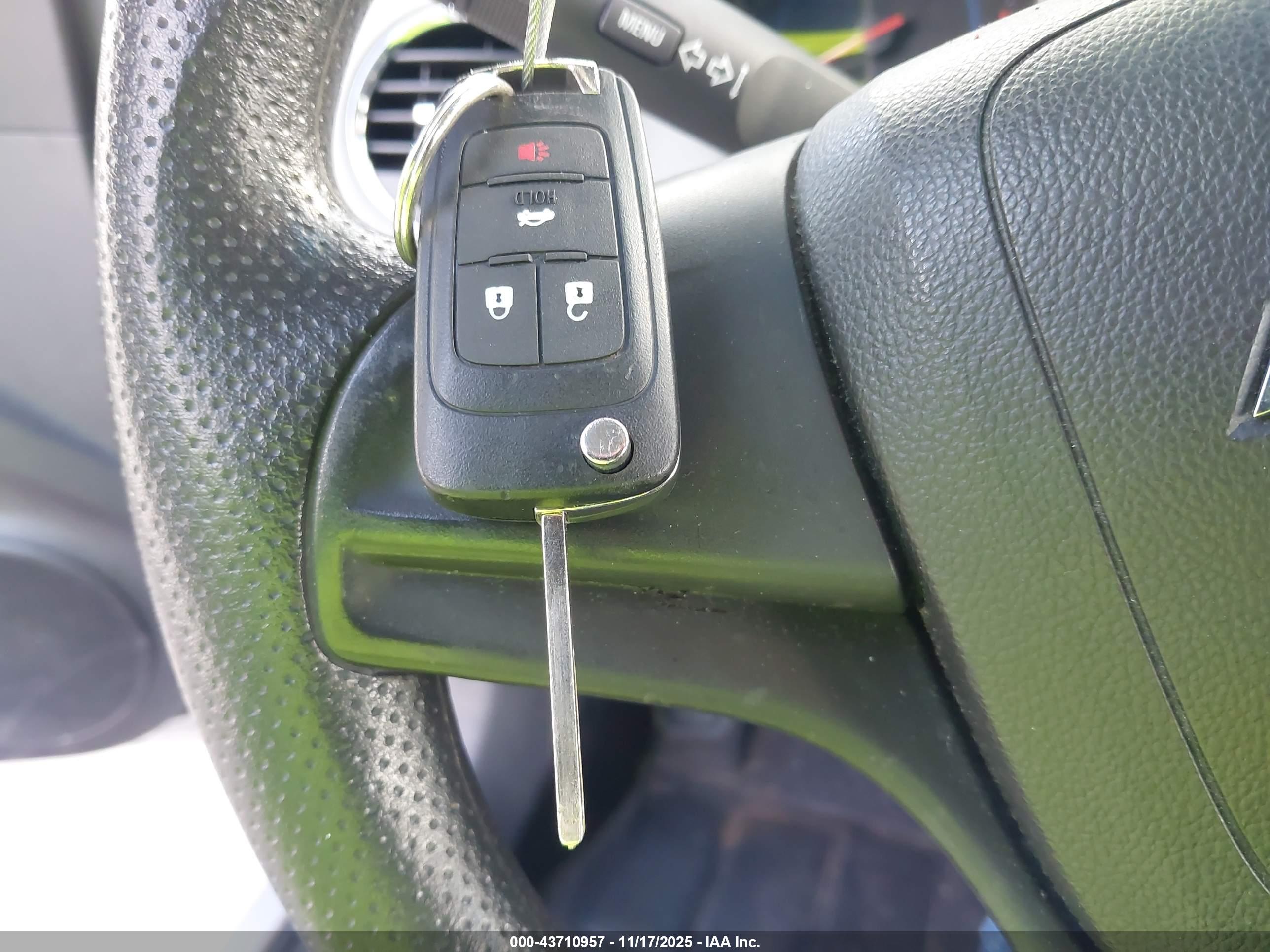 CHEVROLET CRUZE image 11