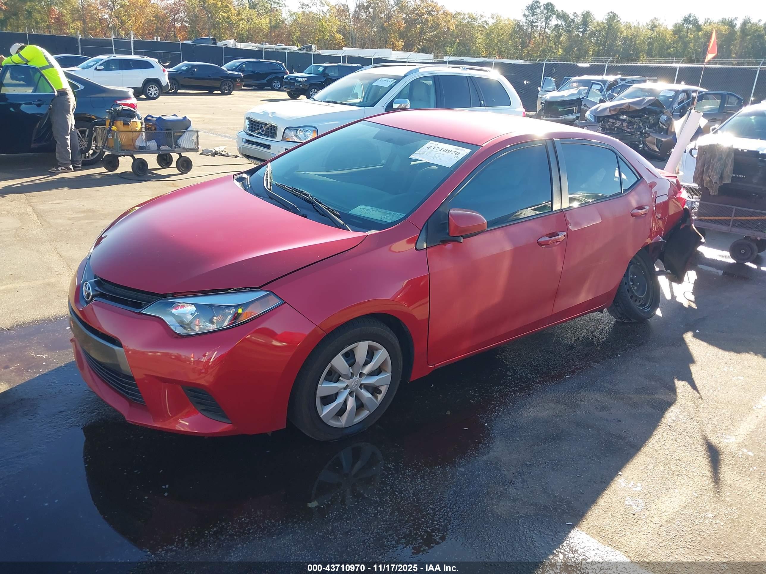 TOYOTA COROLLA image 2