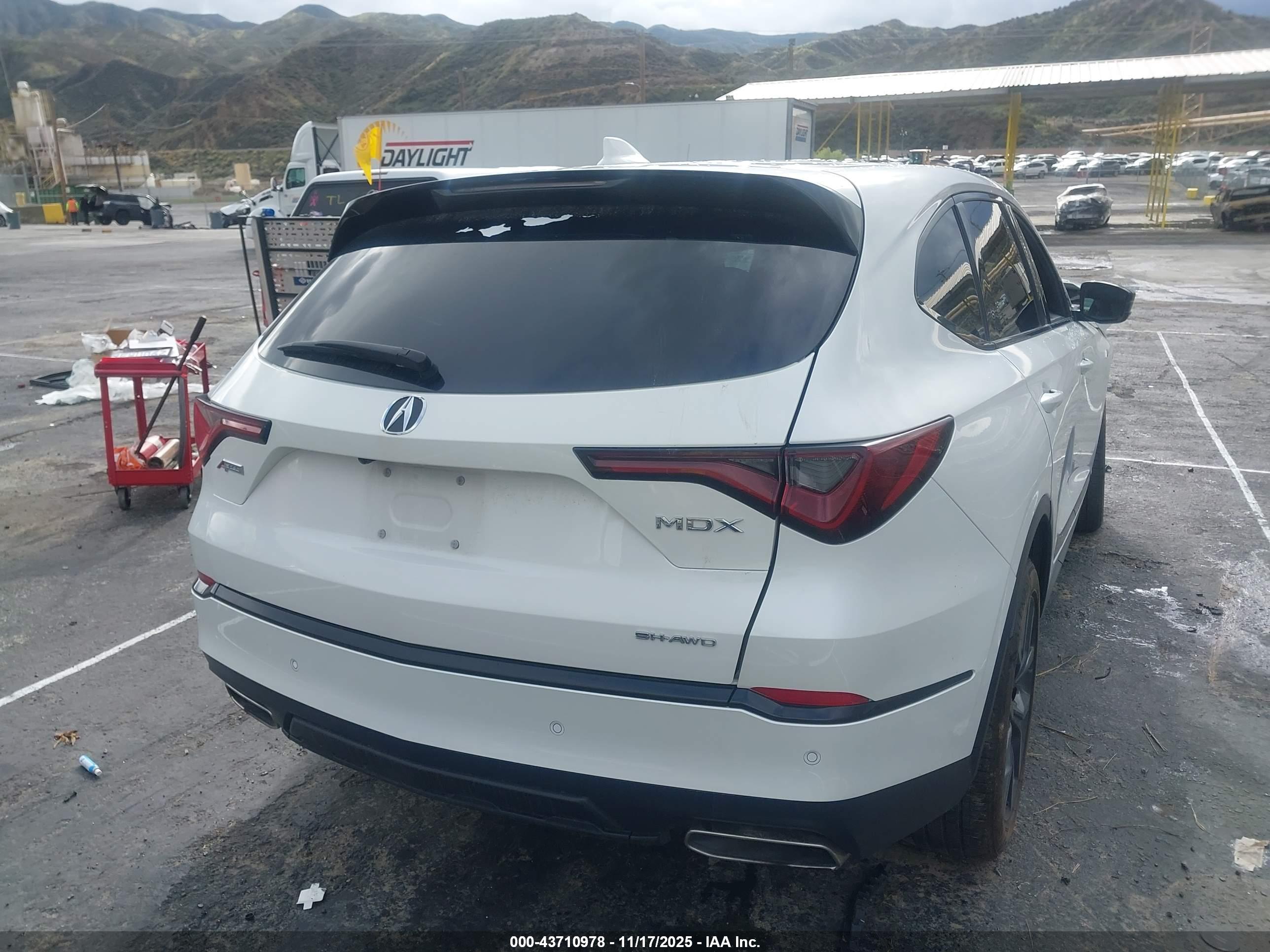 ACURA MDX image 4