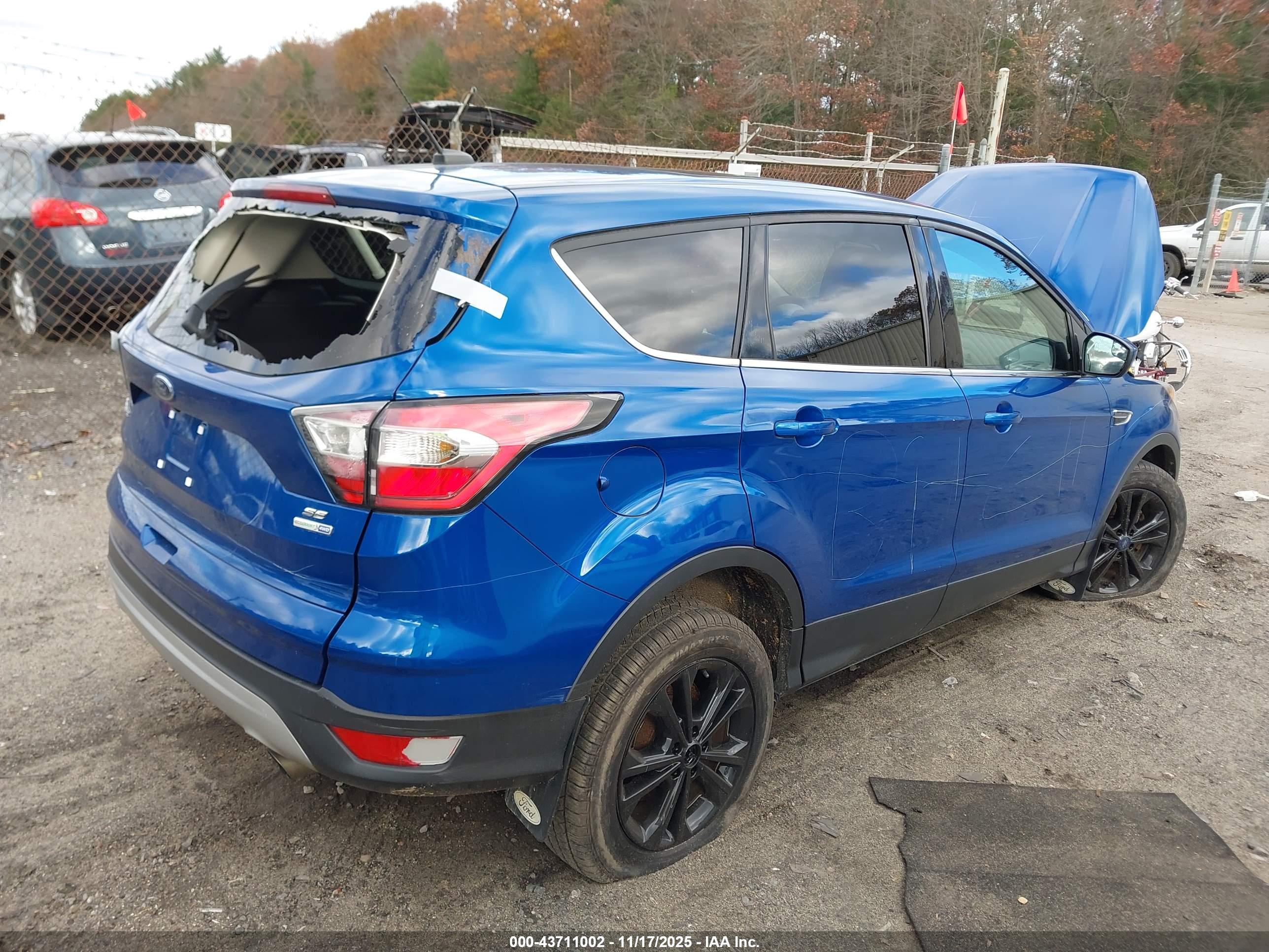 FORD ESCAPE image 4