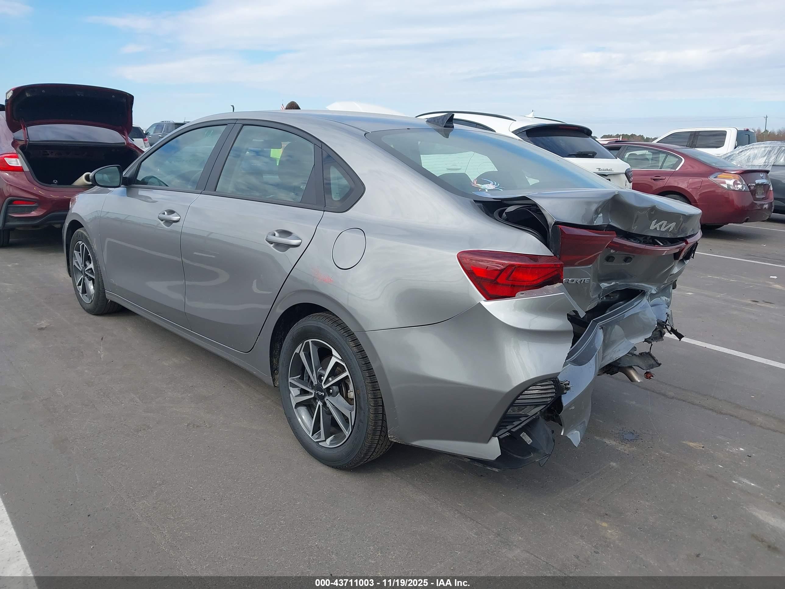 KIA FORTE image 3