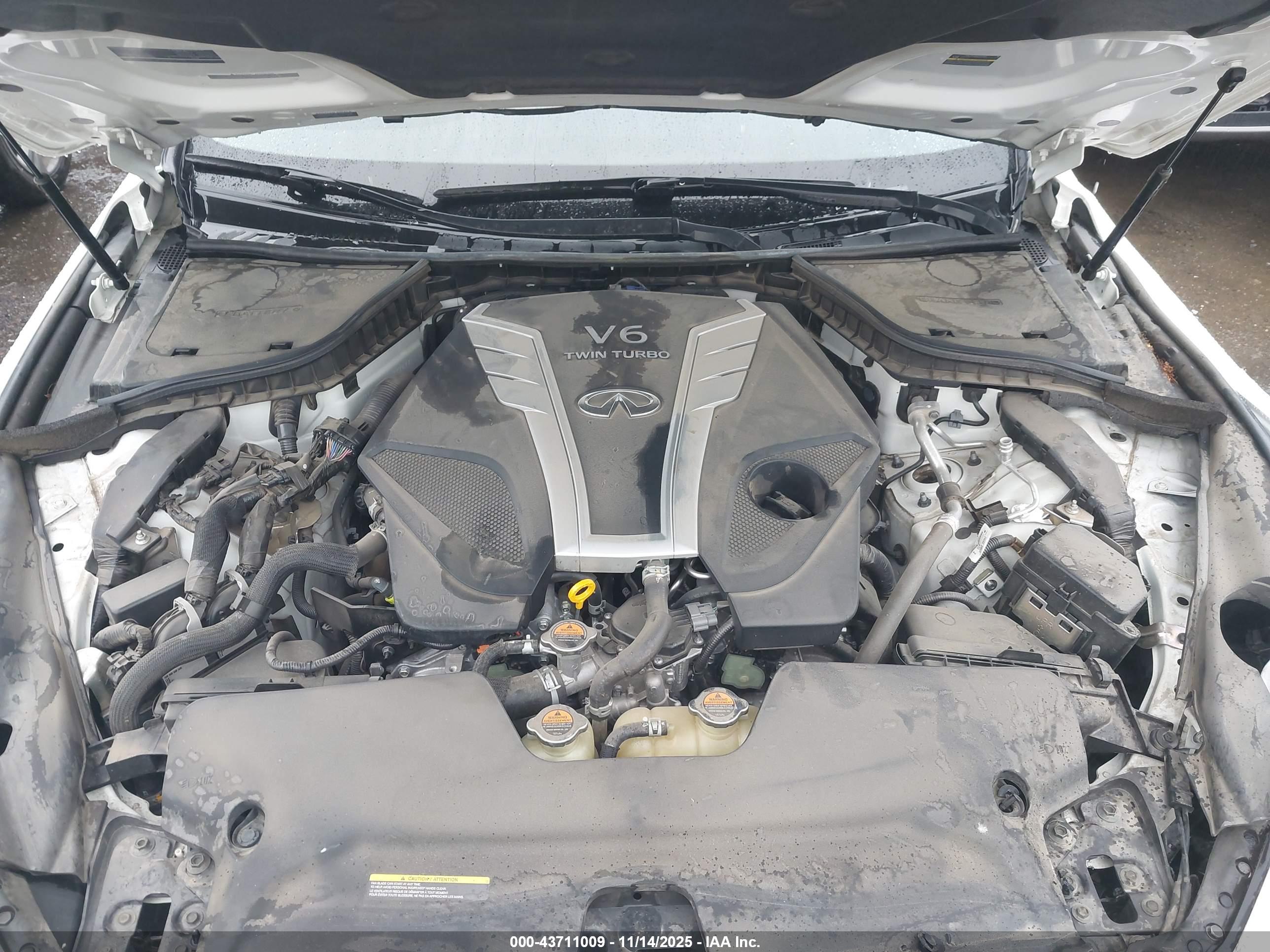 INFINITI Q50 image 10