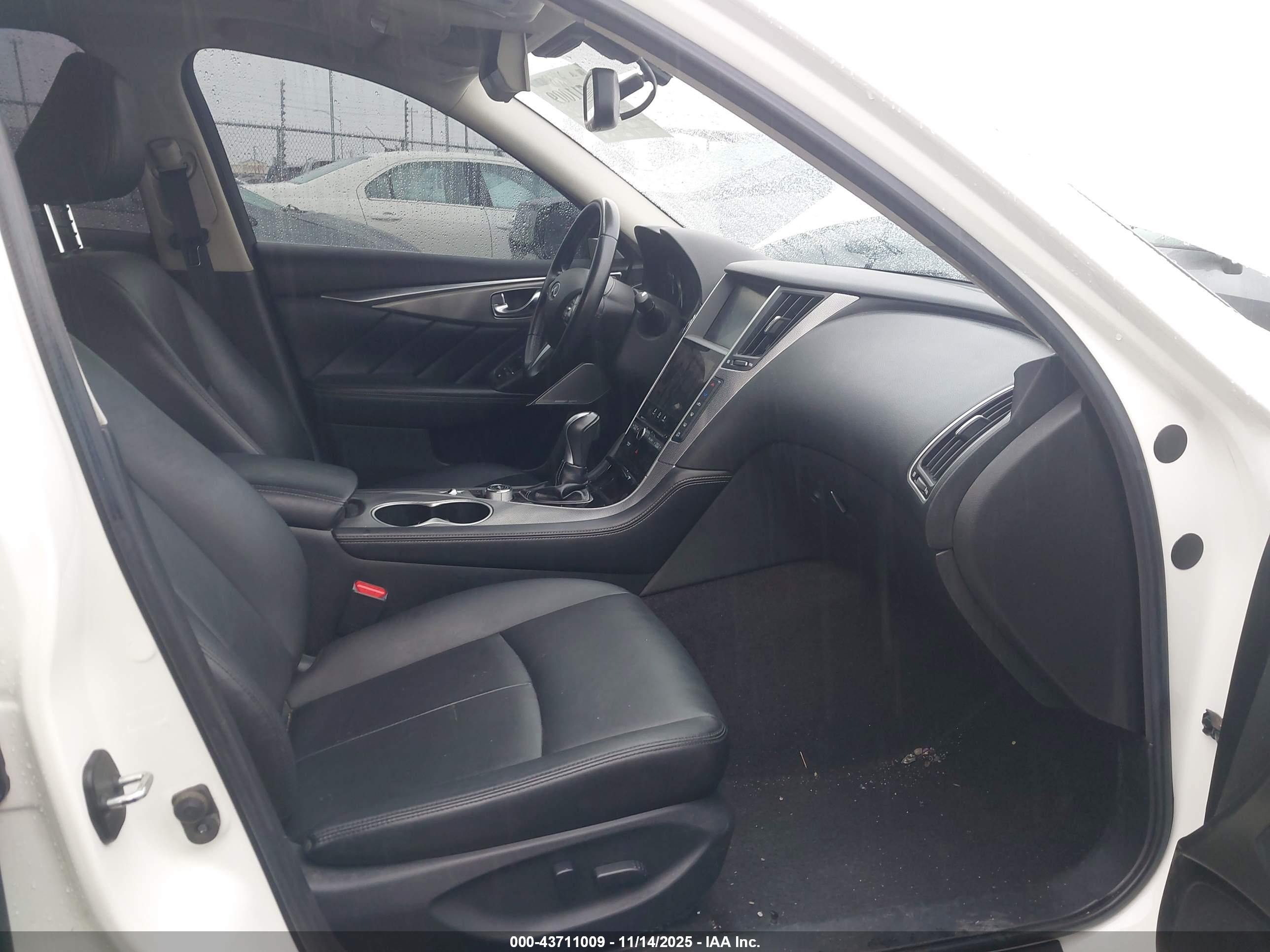 INFINITI Q50 image 5