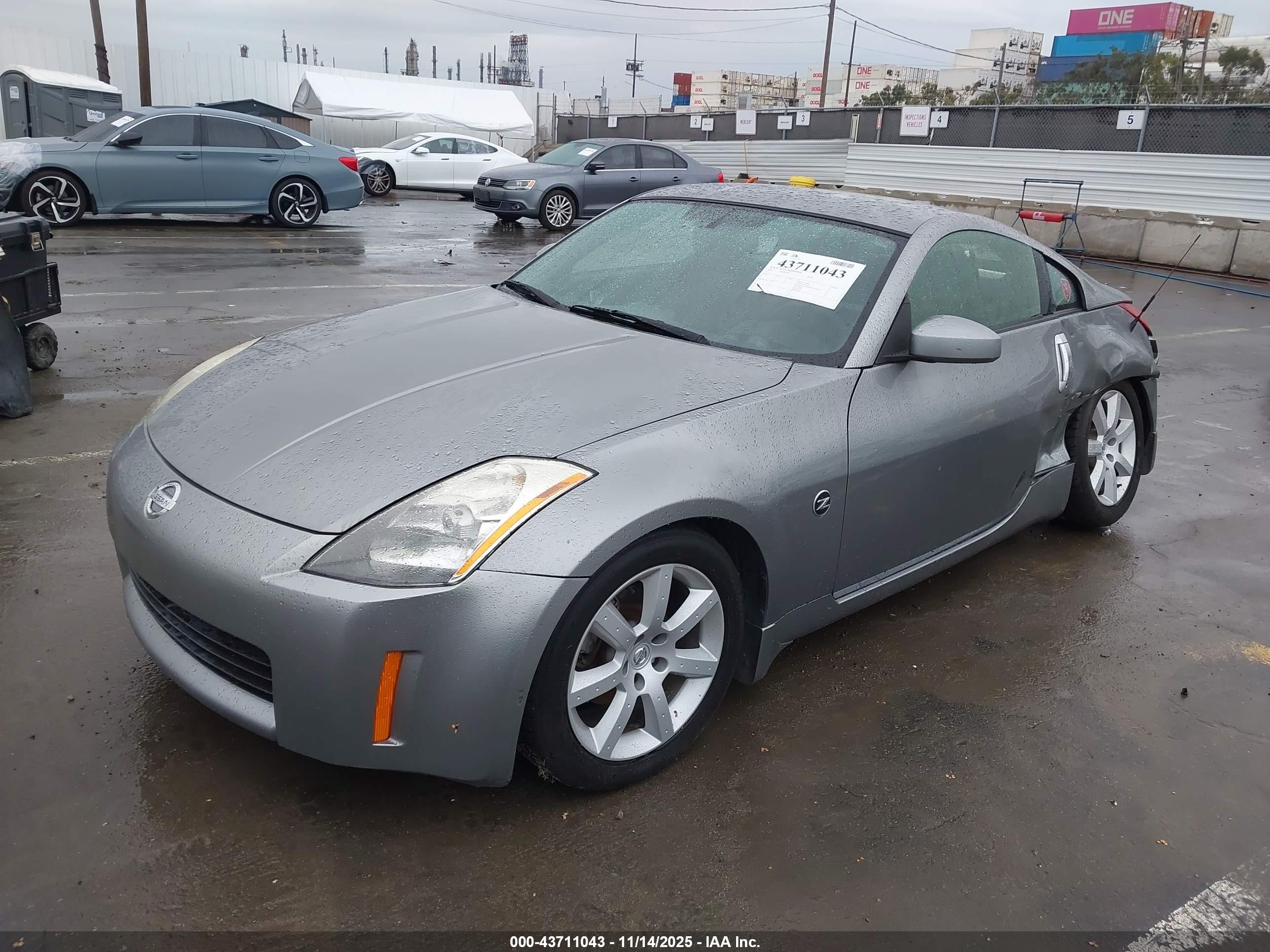 NISSAN 350Z image 2