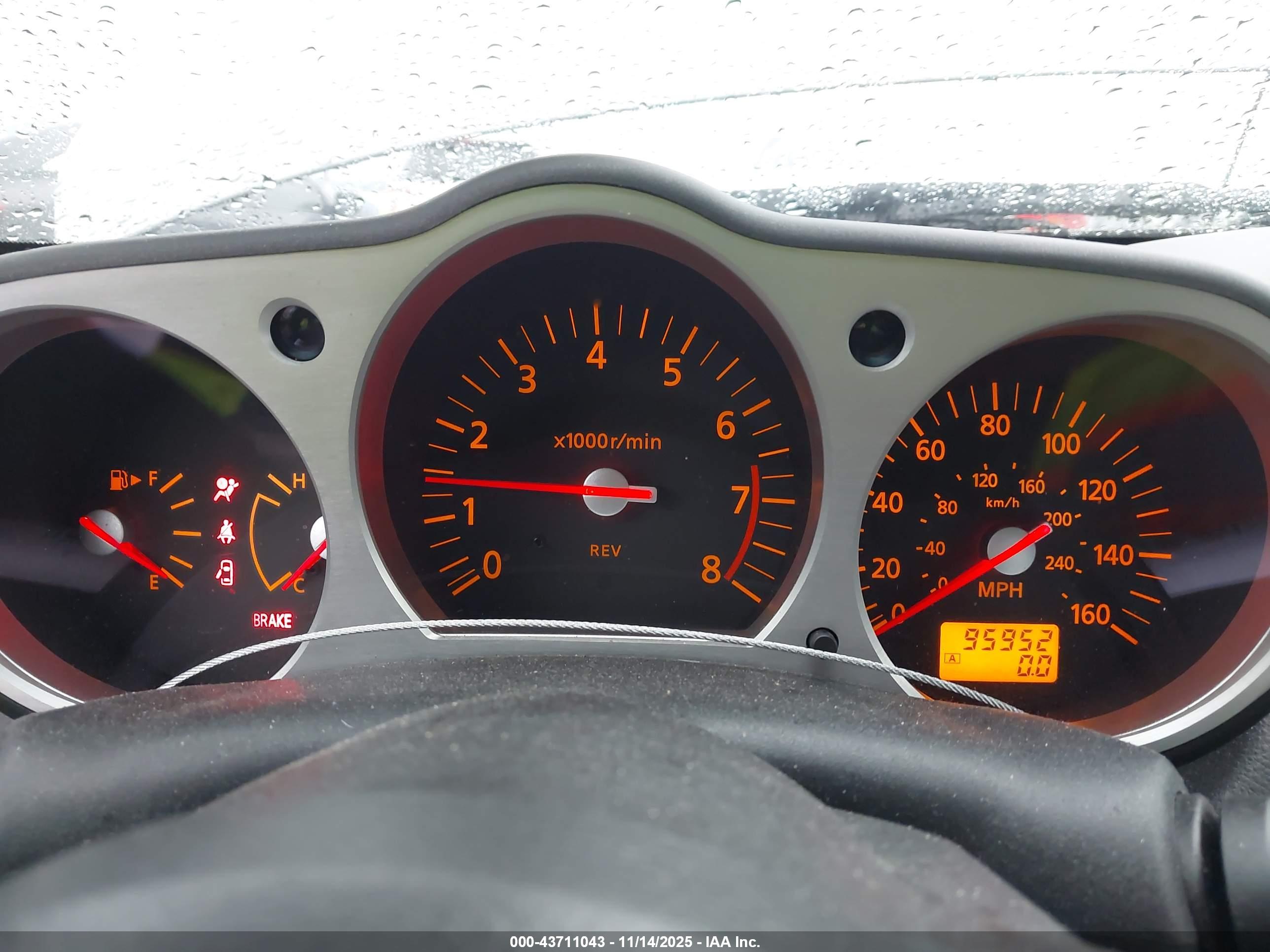 NISSAN 350Z image 7