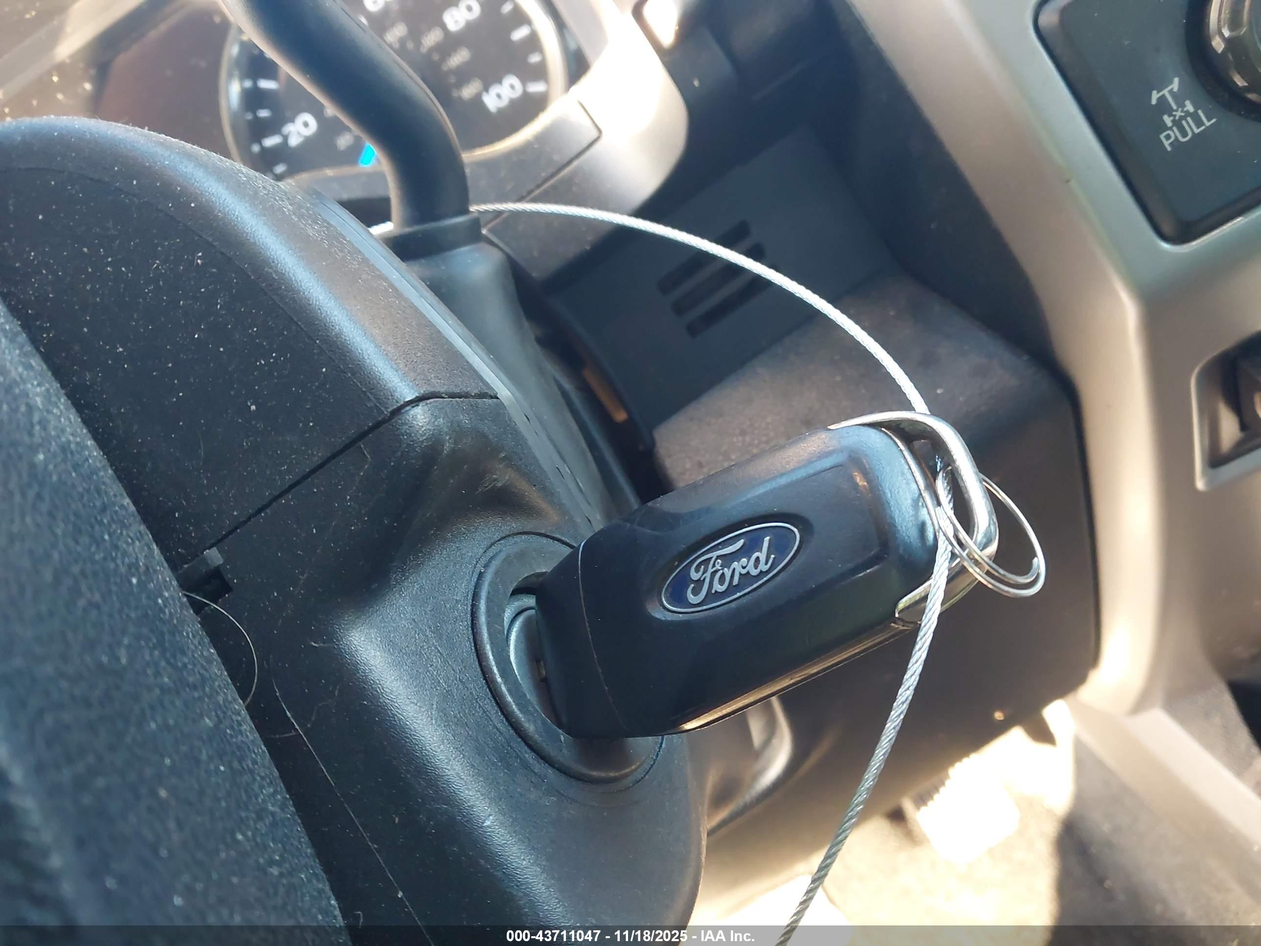 FORD F-250 image 11
