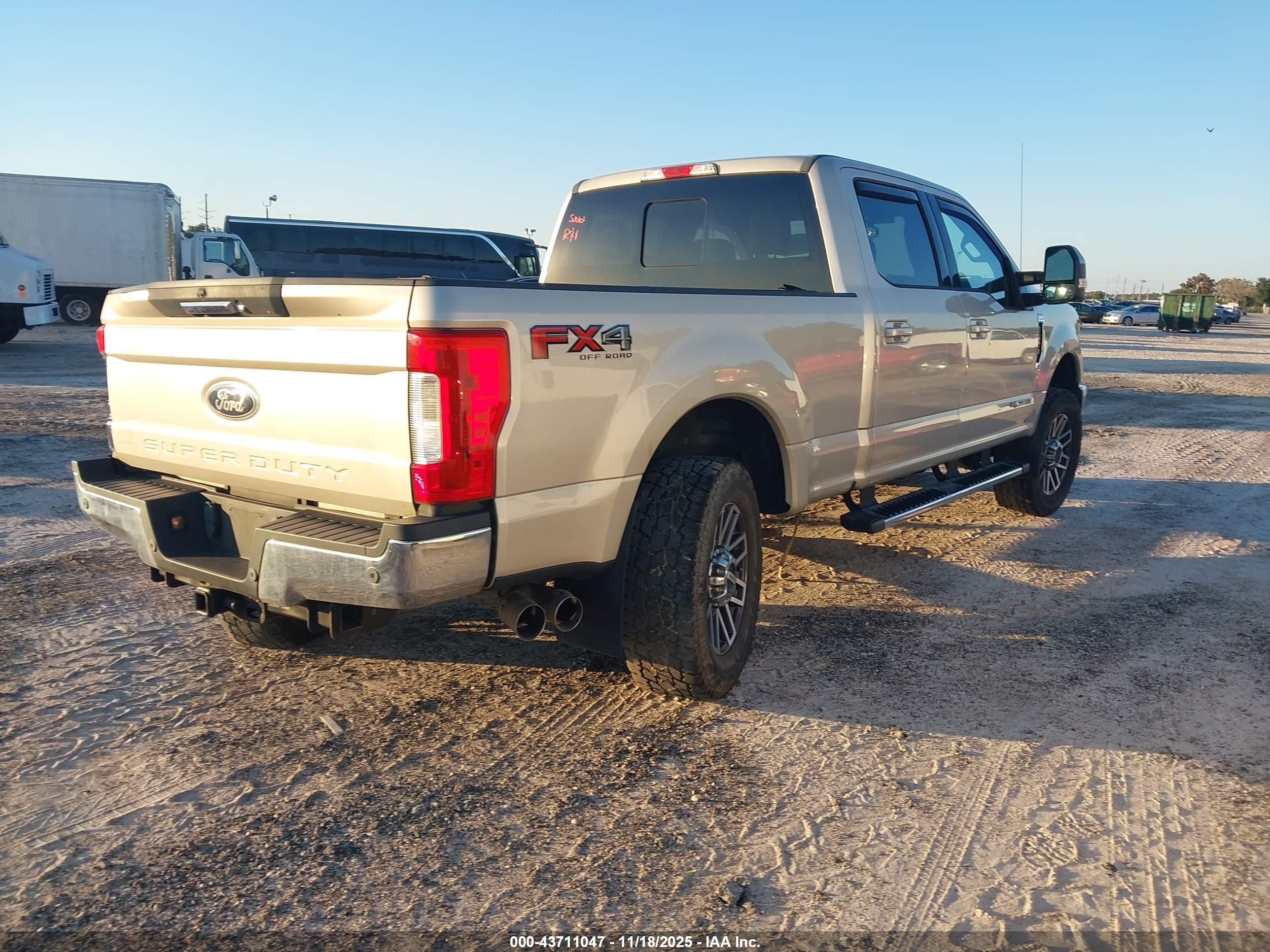 FORD F-250 image 4