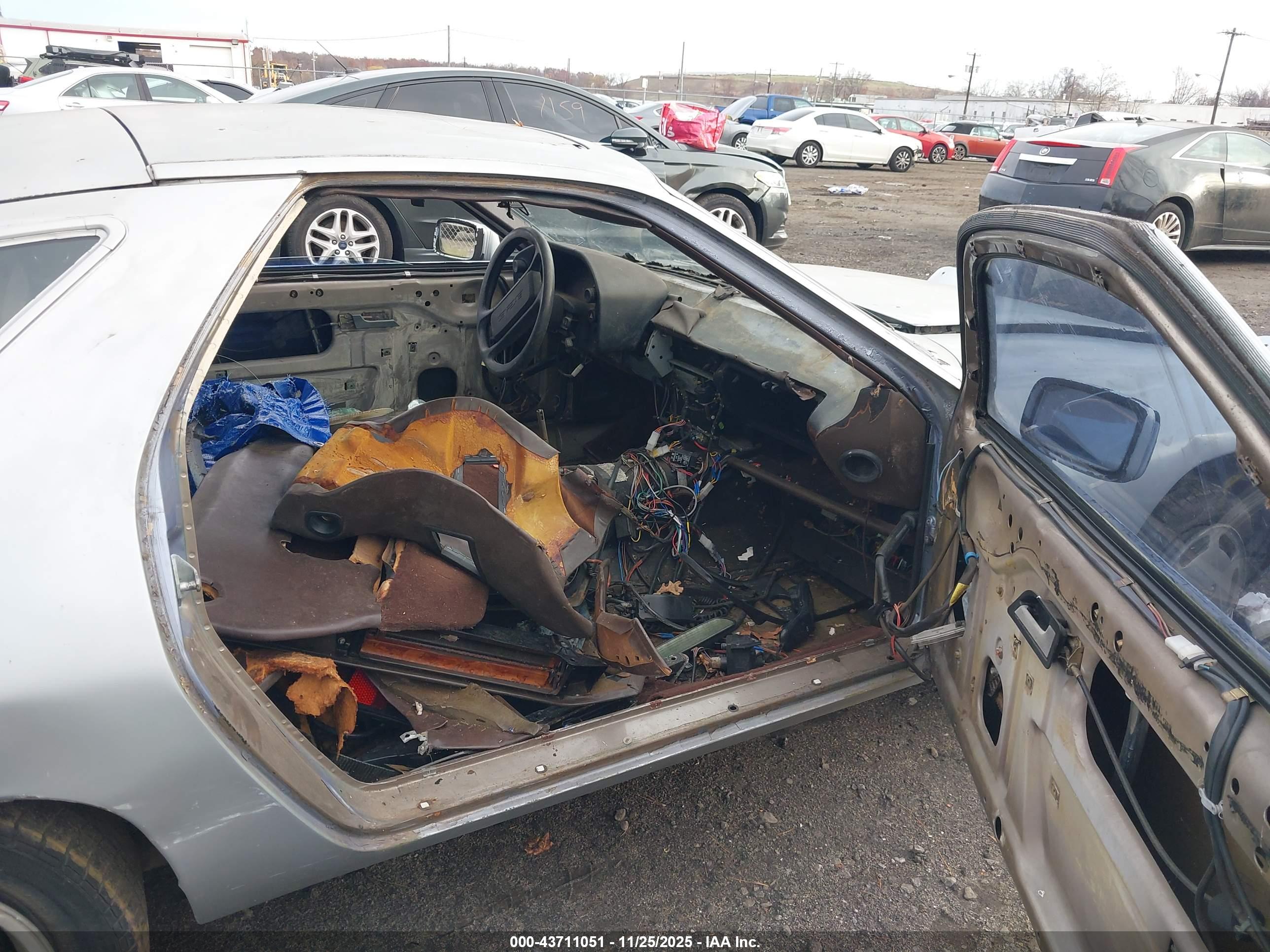 PORSCHE 928 image 5