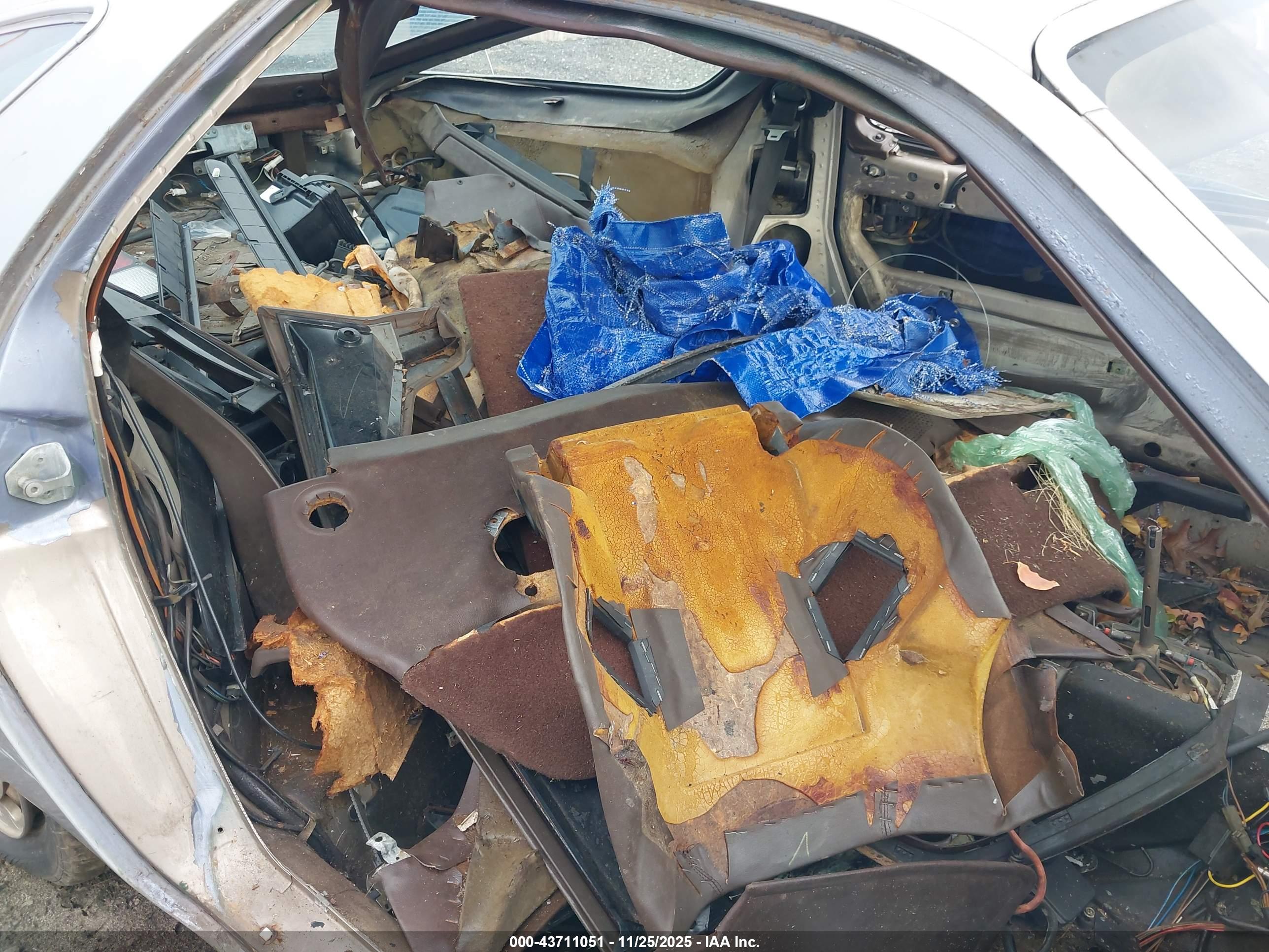 PORSCHE 928 image 8