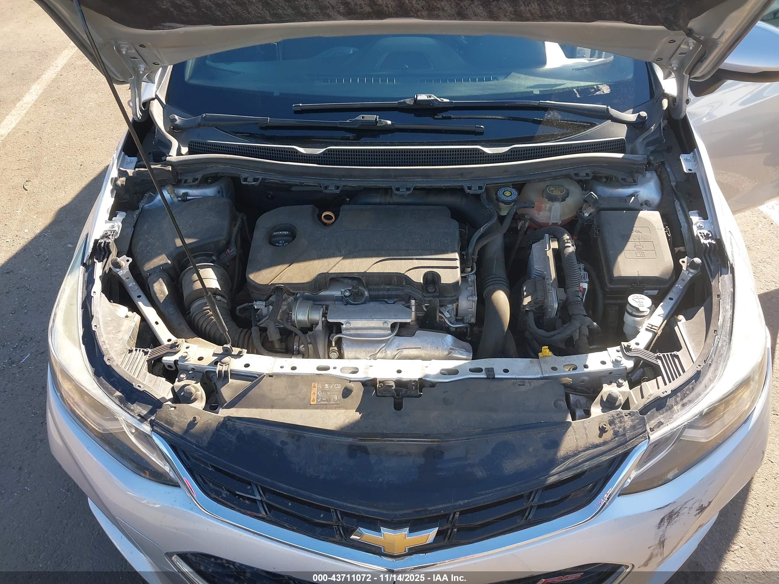 CHEVROLET CRUZE image 10