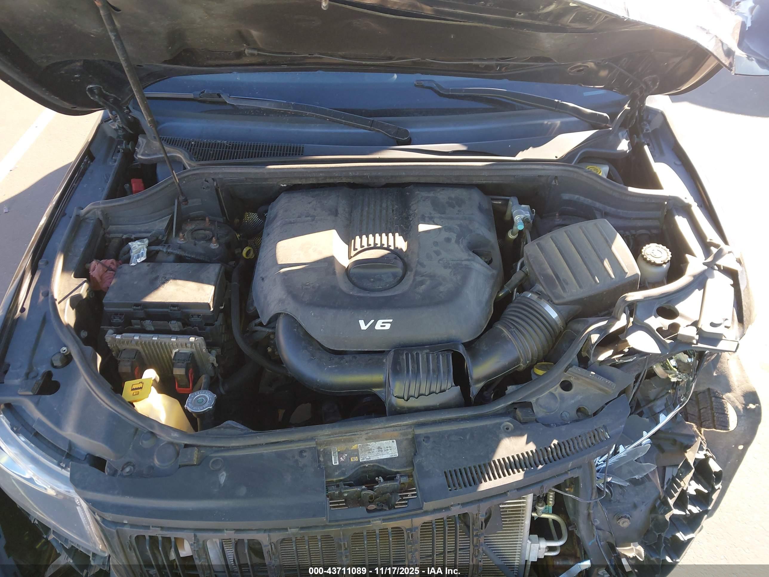 JEEP GRAND image 10
