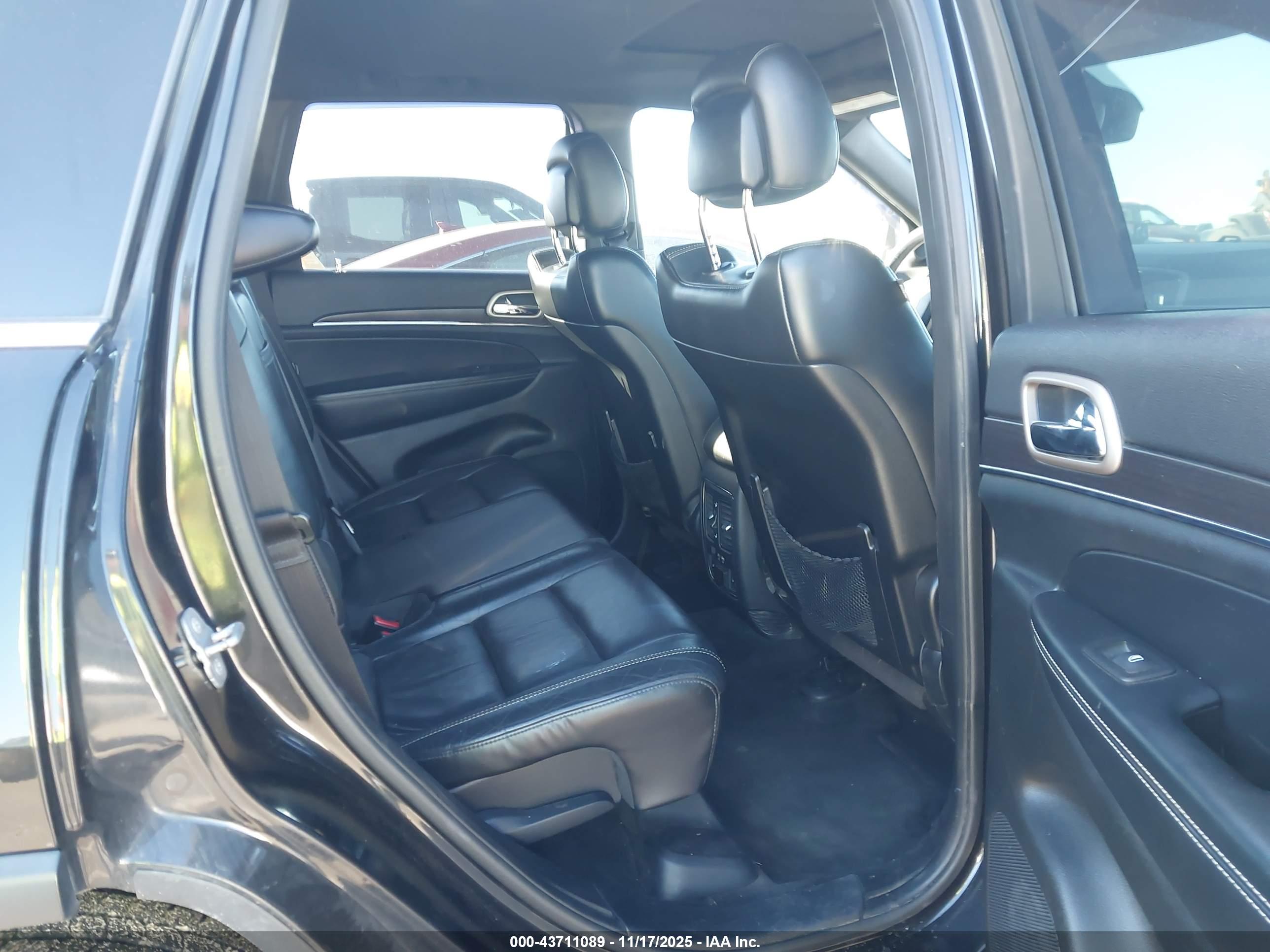 JEEP GRAND image 8