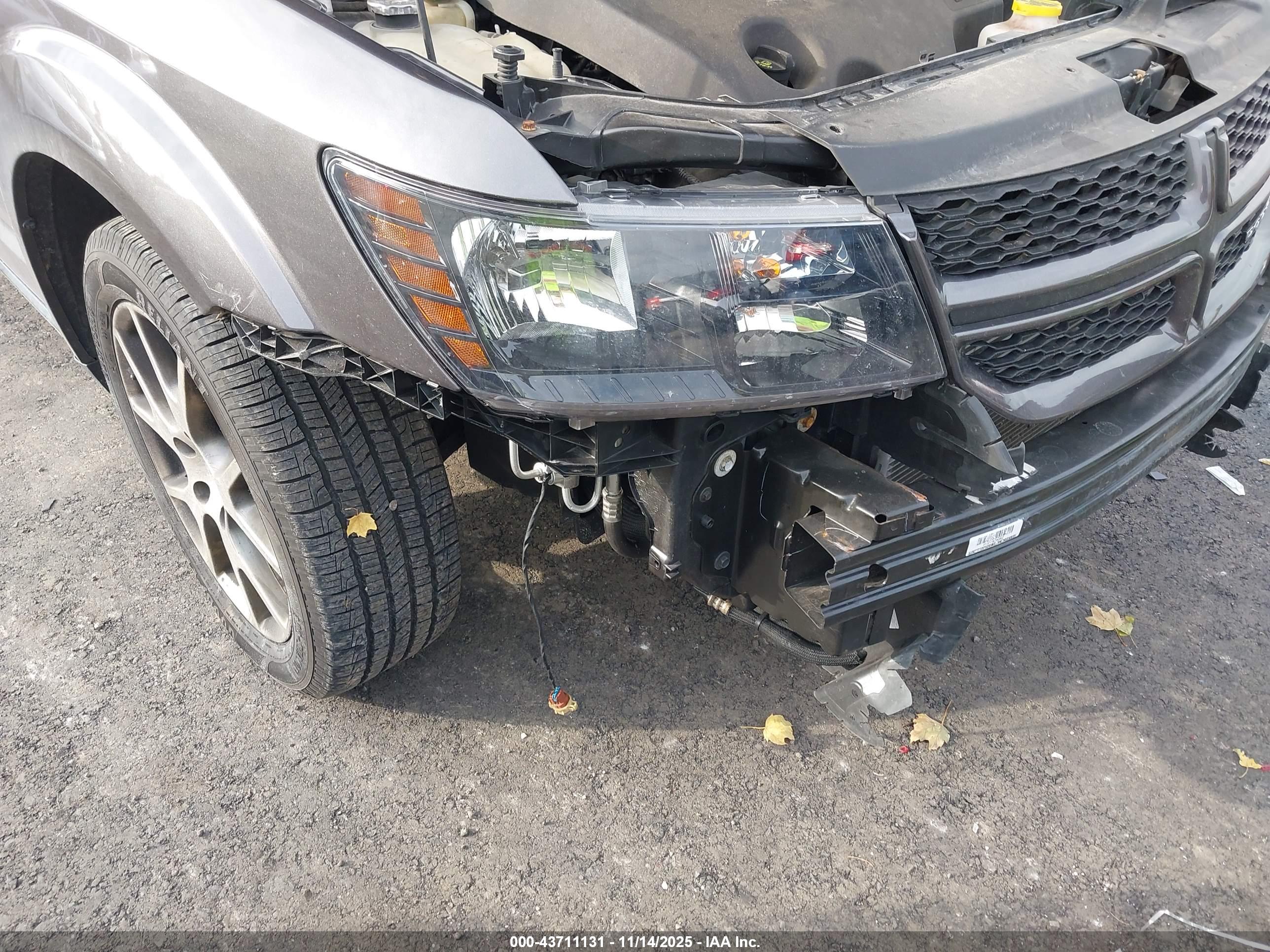 DODGE JOURNEY image 6