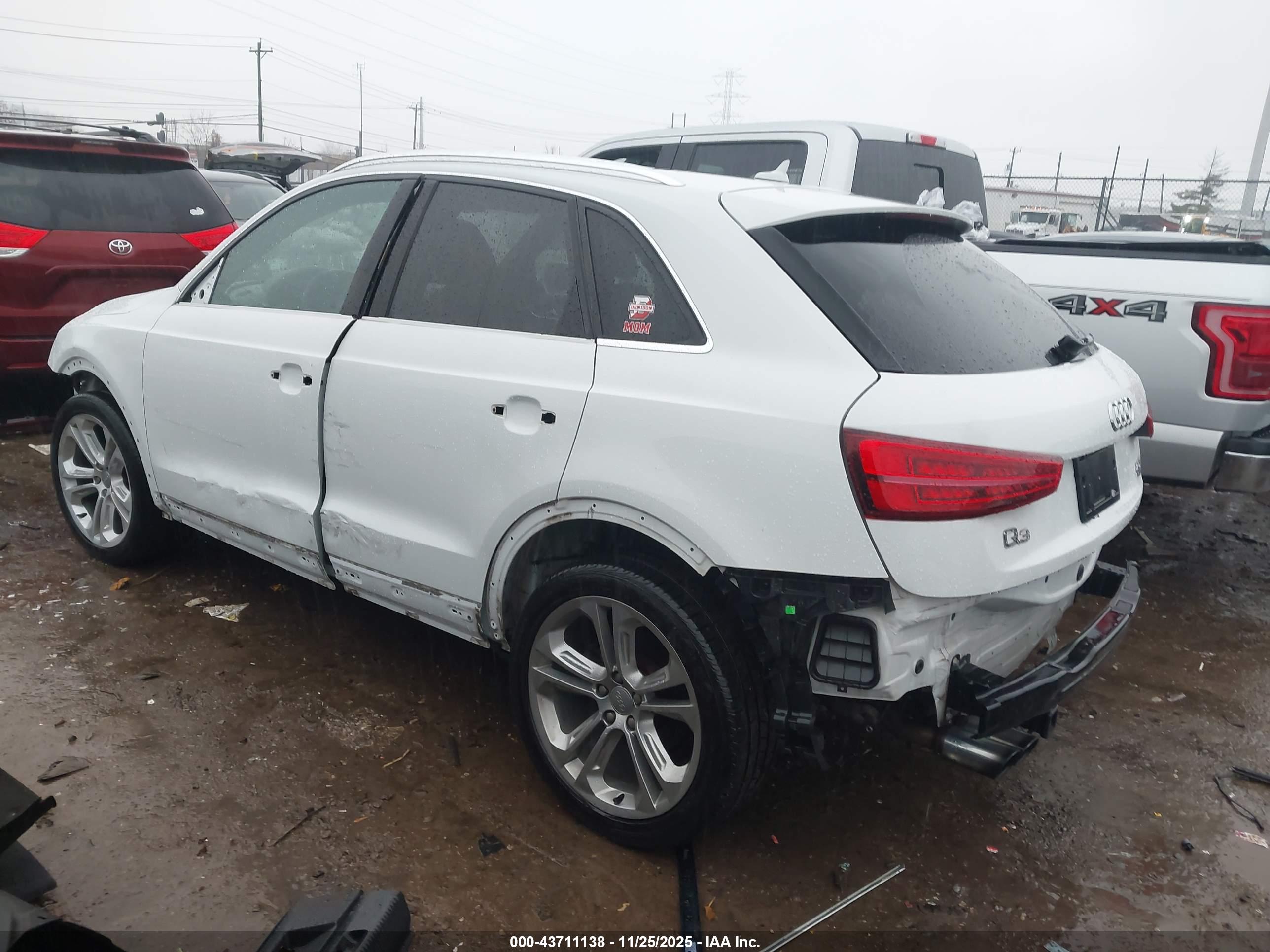 AUDI Q3 image 3