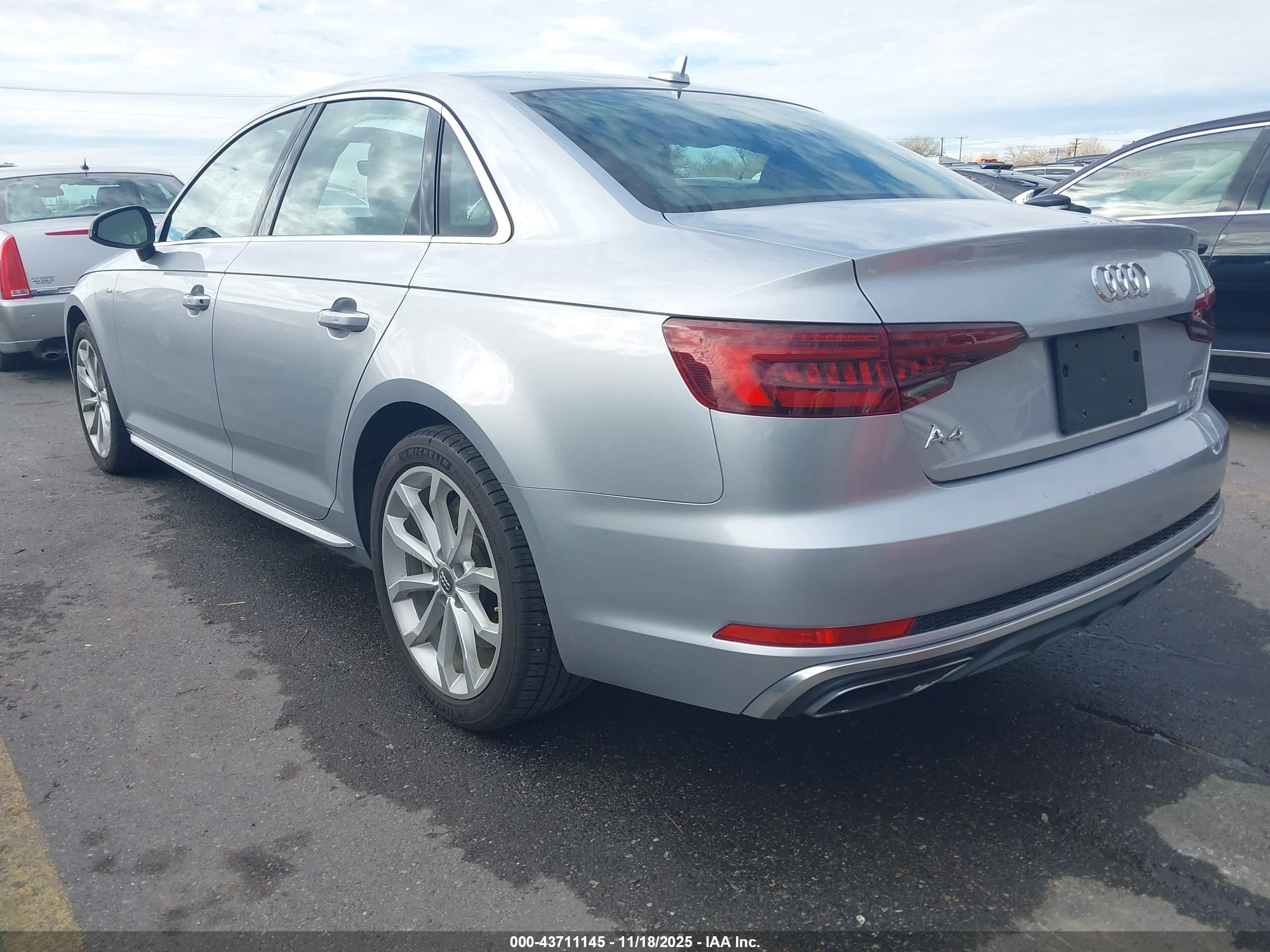AUDI A4 image 3