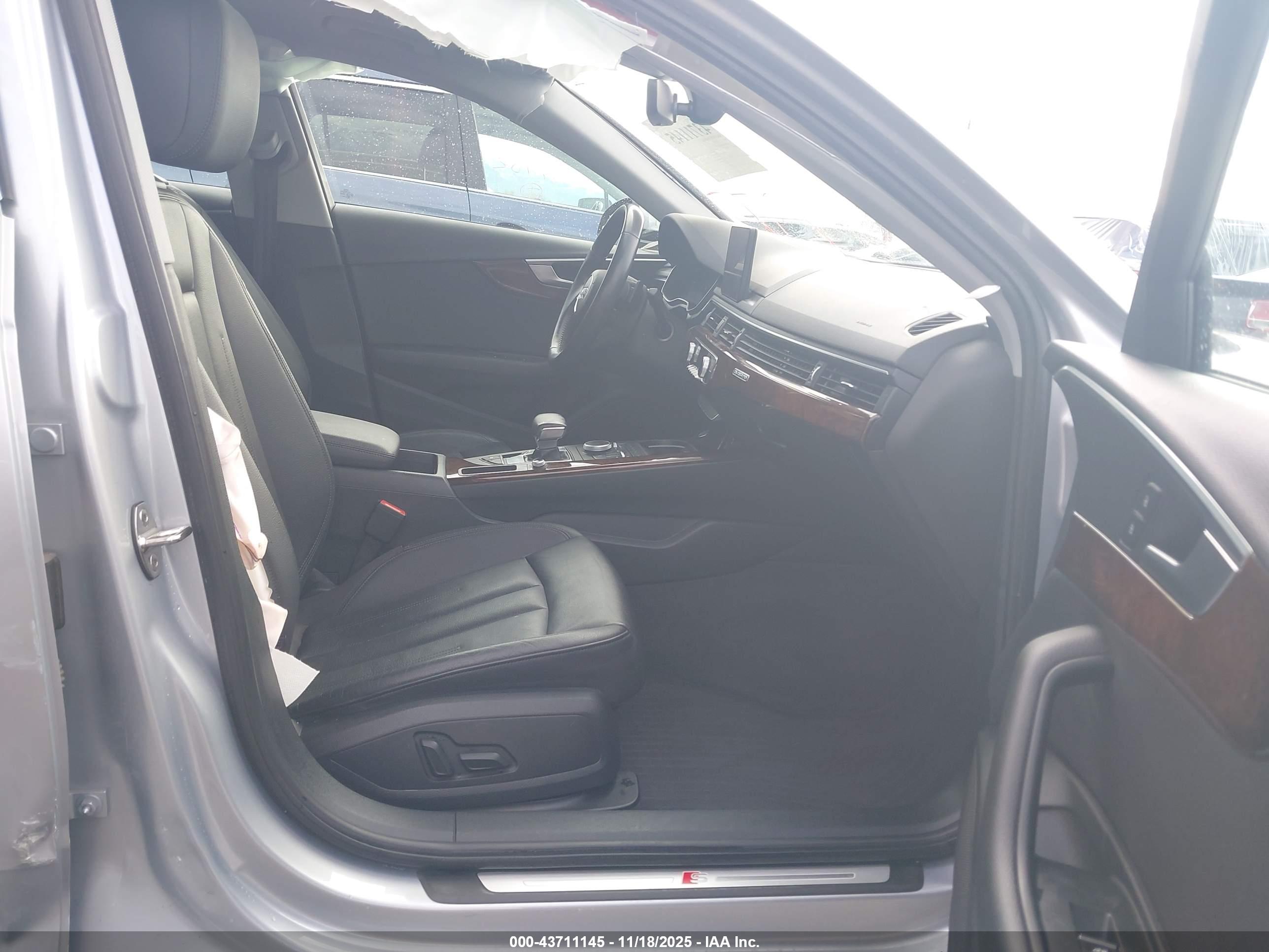 AUDI A4 image 5