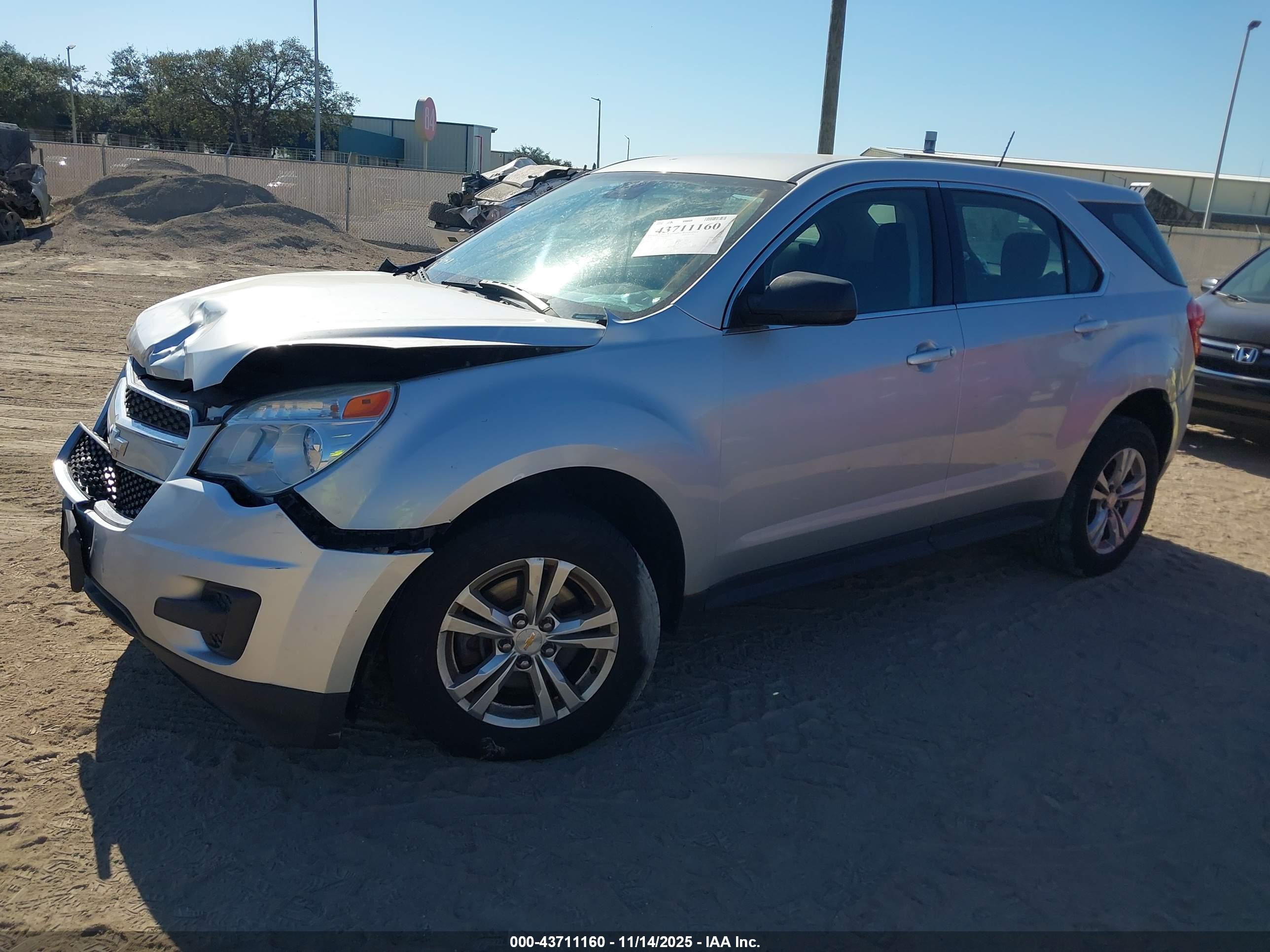 CHEVROLET EQUINOX image 2