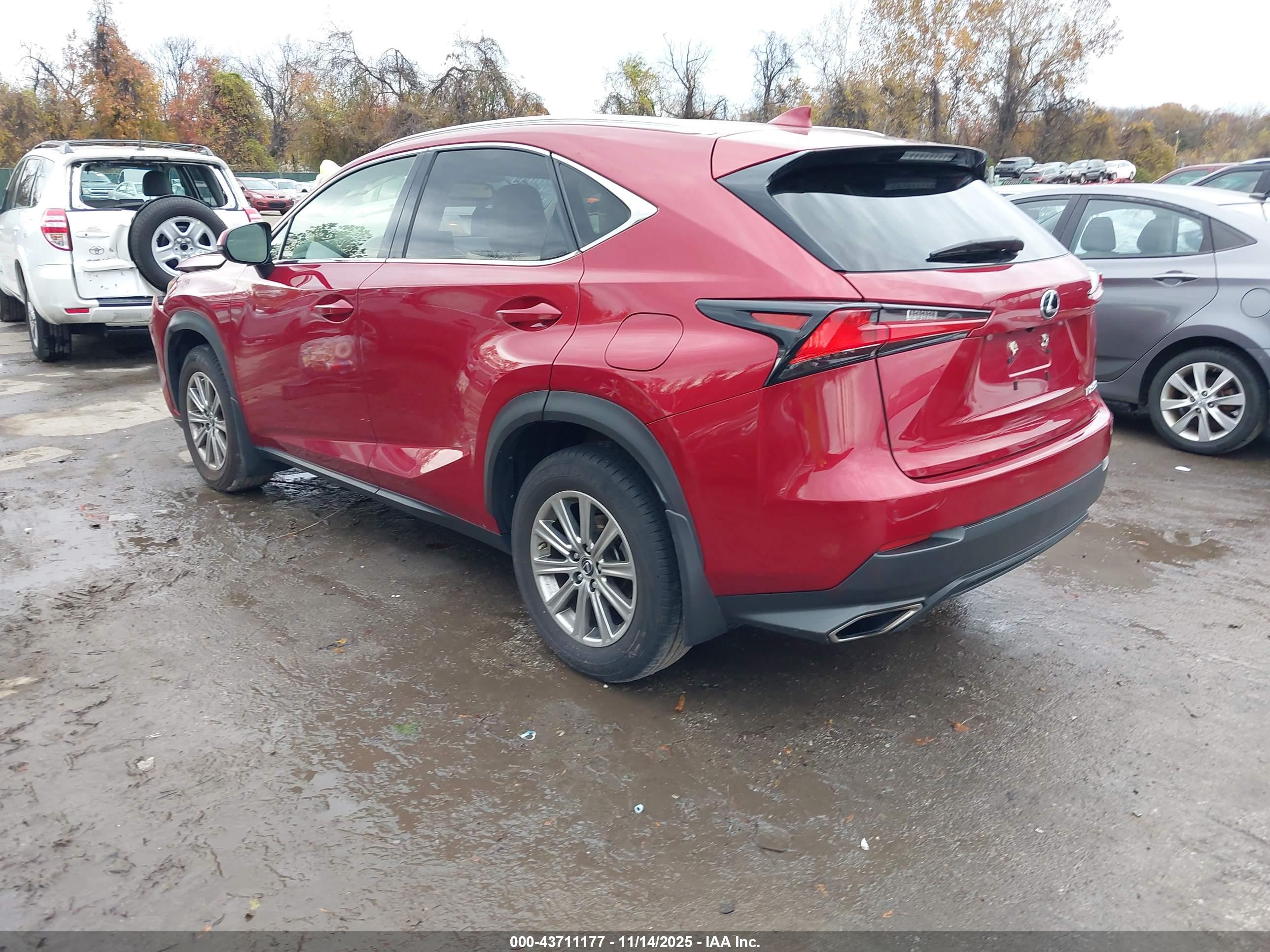 LEXUS NX image 3