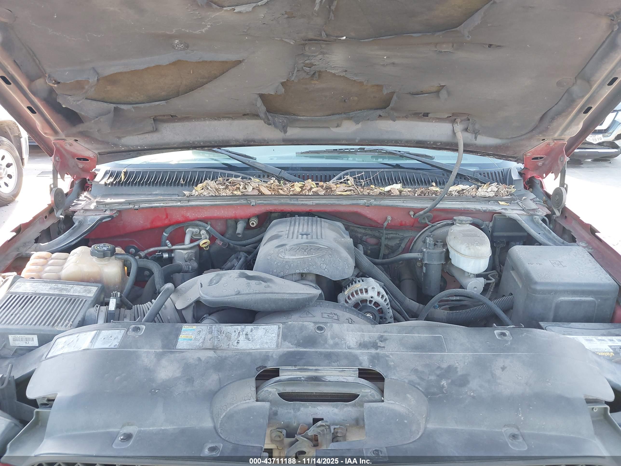 CHEVROLET SILVERADO image 10