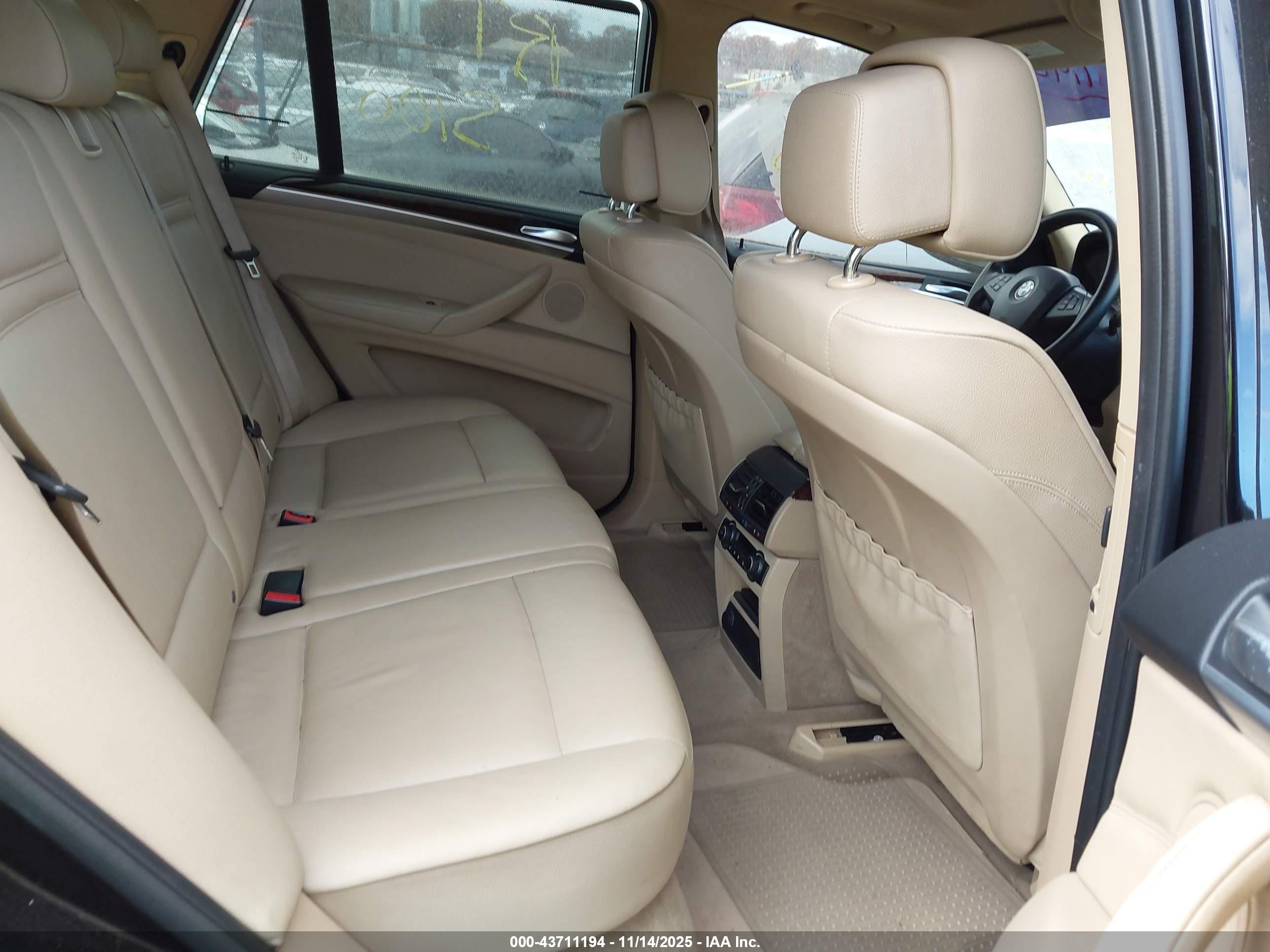 BMW X5 image 8