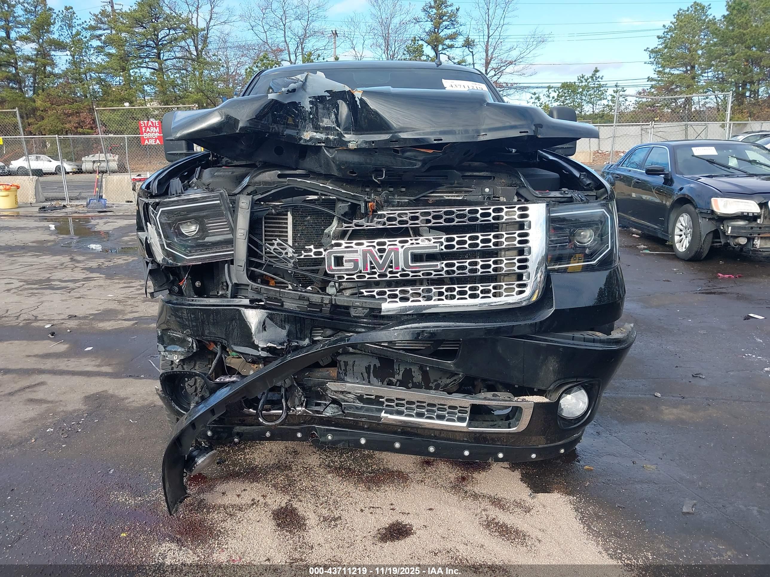 GMC SIERRA image 6