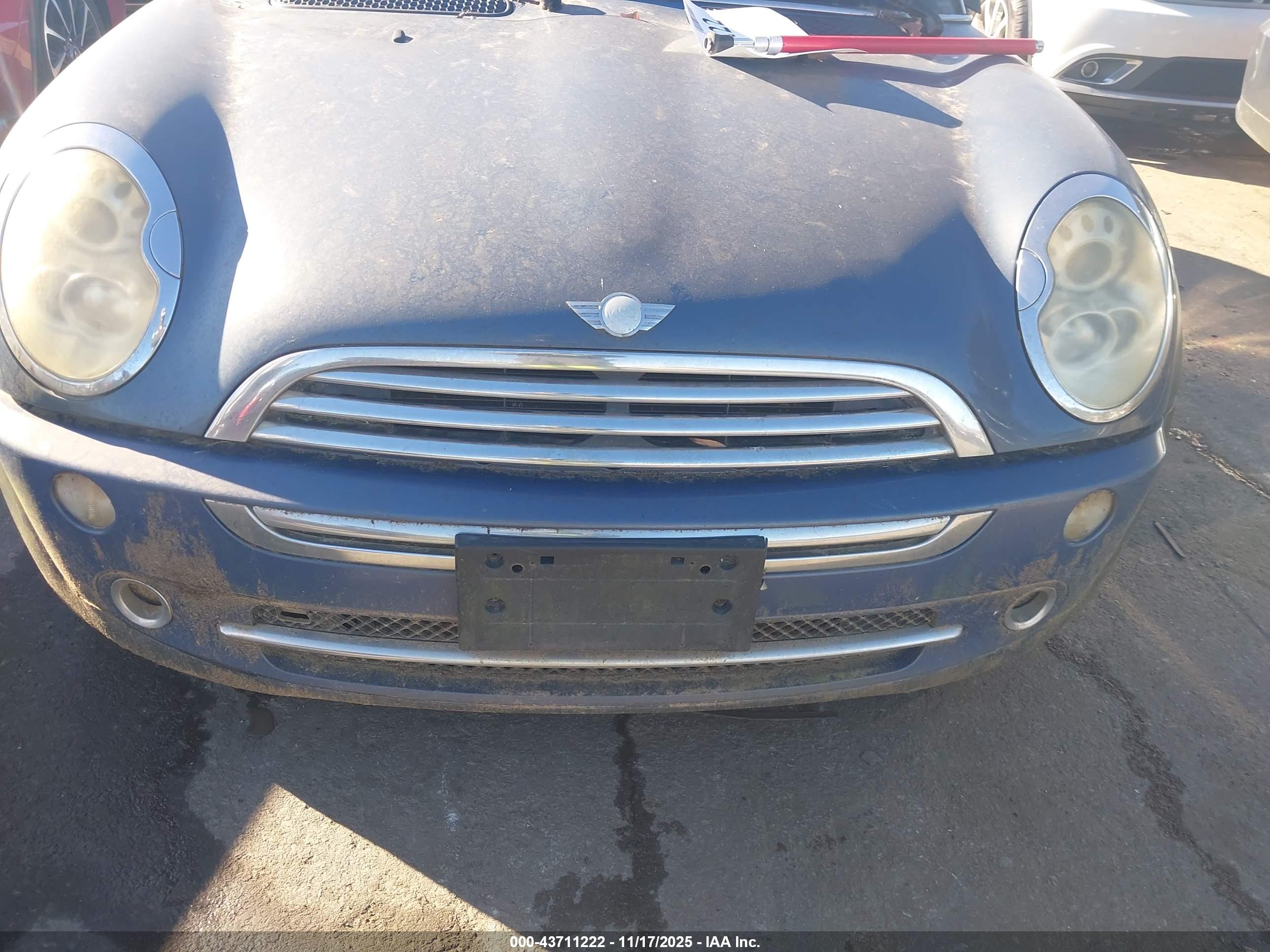MINI COOPER image 6