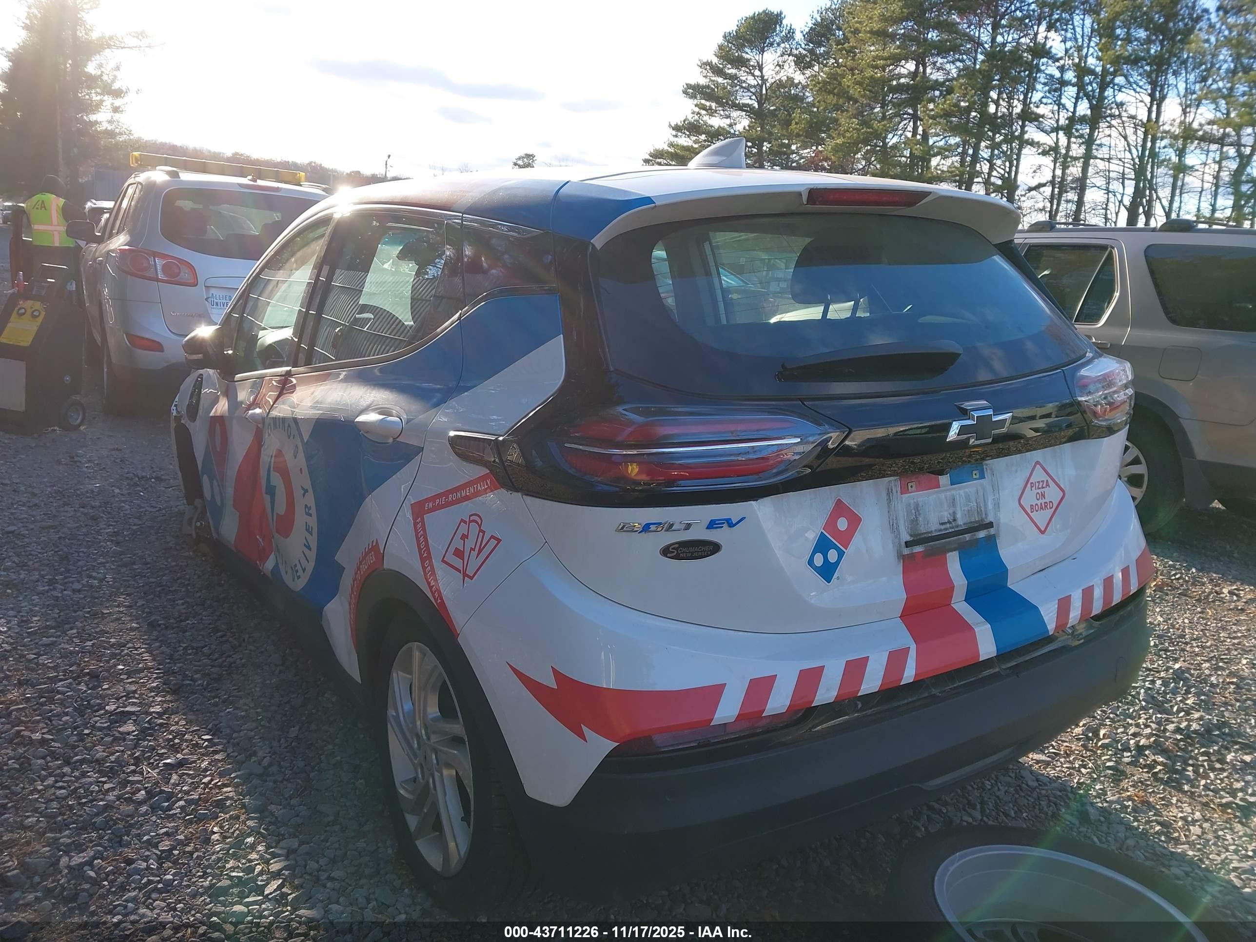 CHEVROLET BOLT image 3