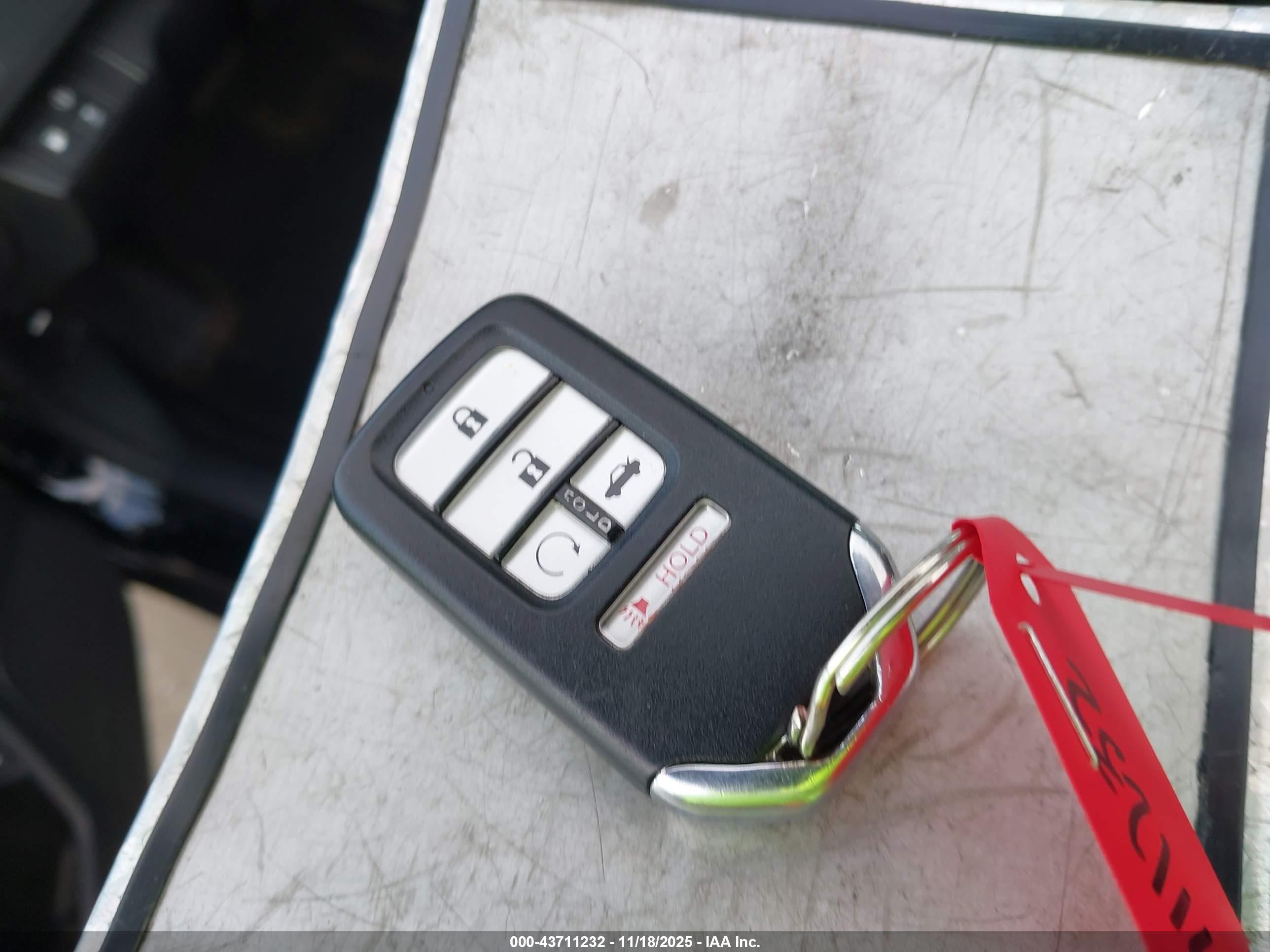 HONDA INSIGHT image 11