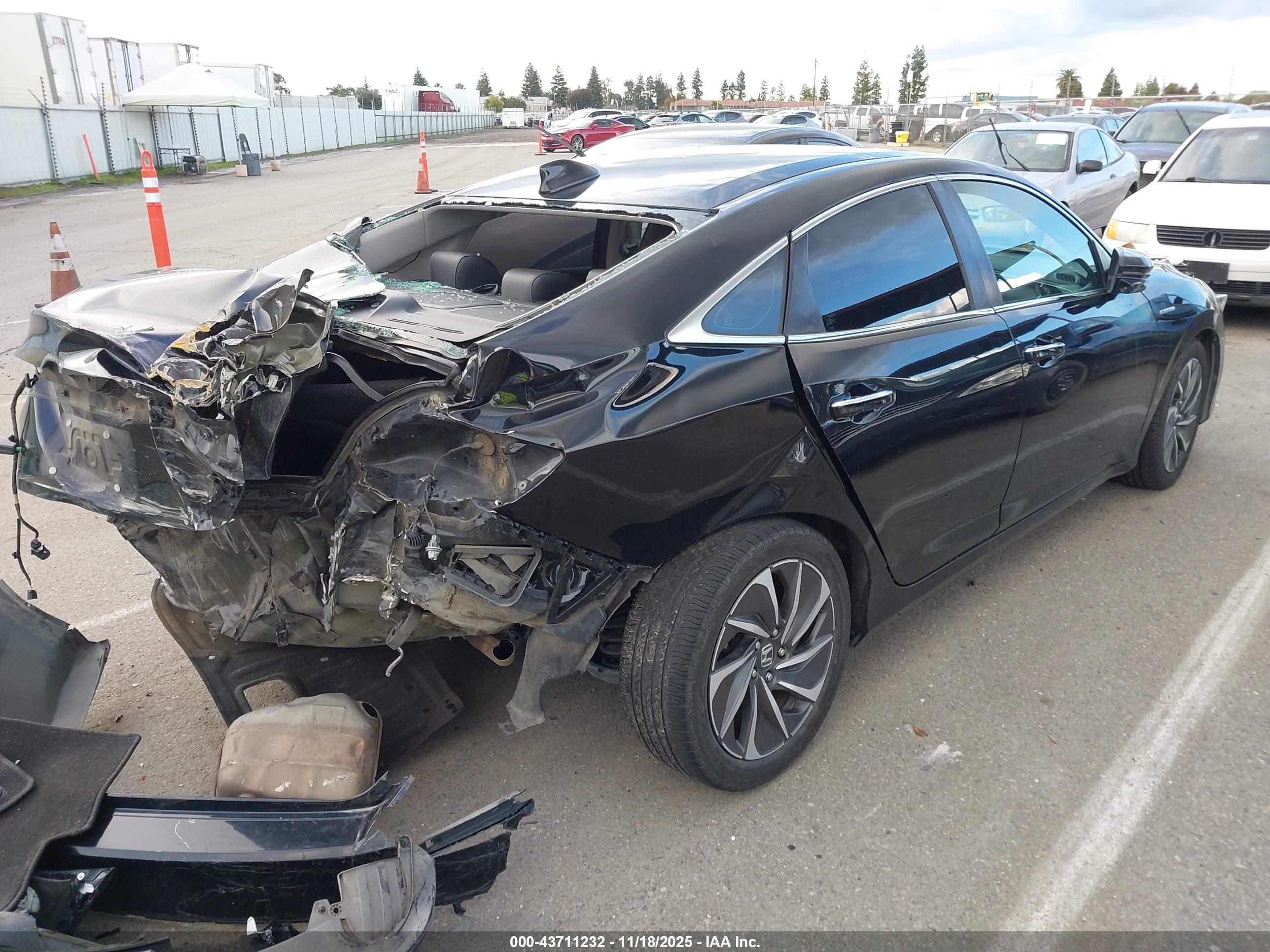 HONDA INSIGHT image 4
