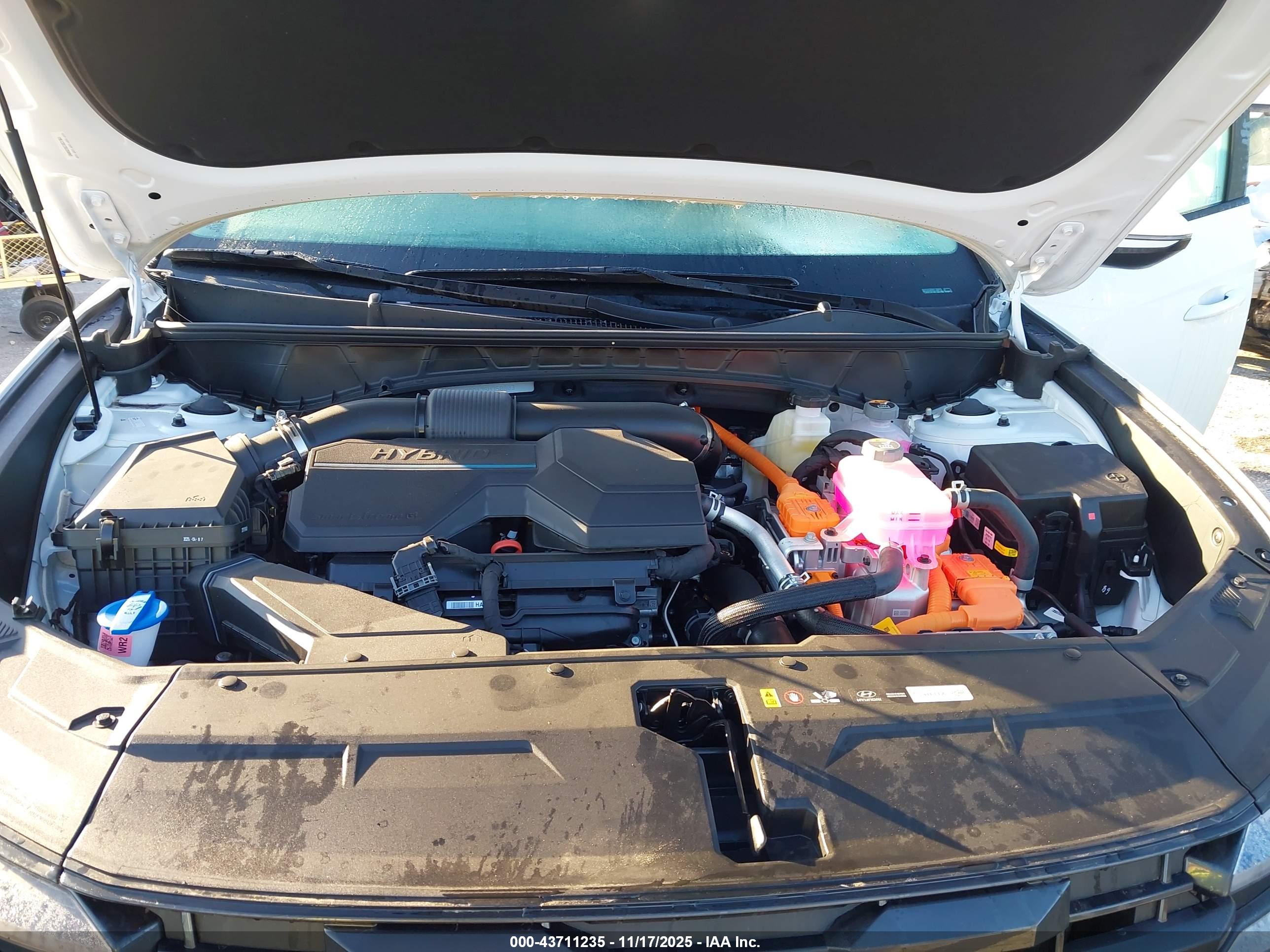 HYUNDAI TUCSON image 10
