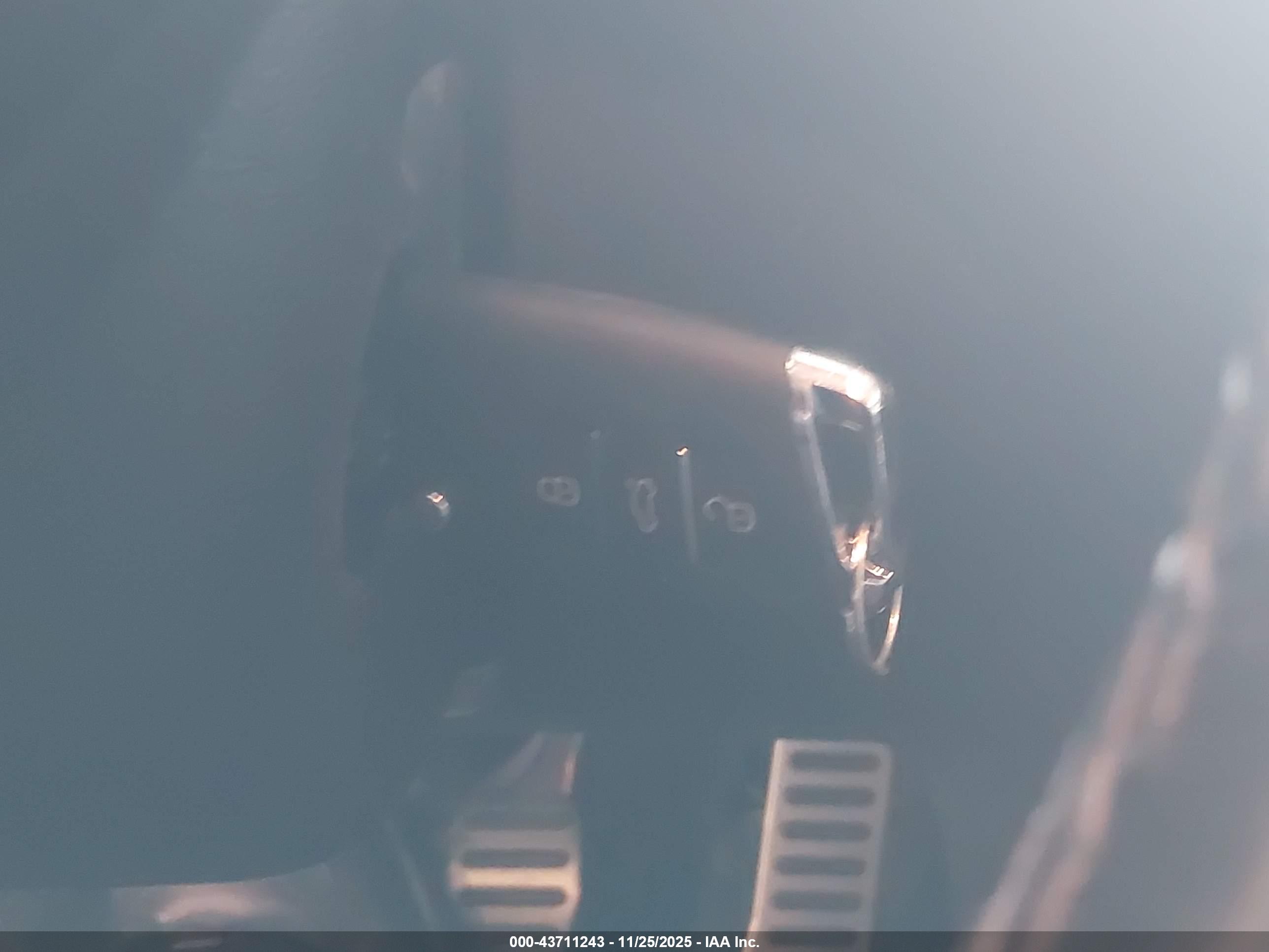 VOLKSWAGEN PASSAT image 11
