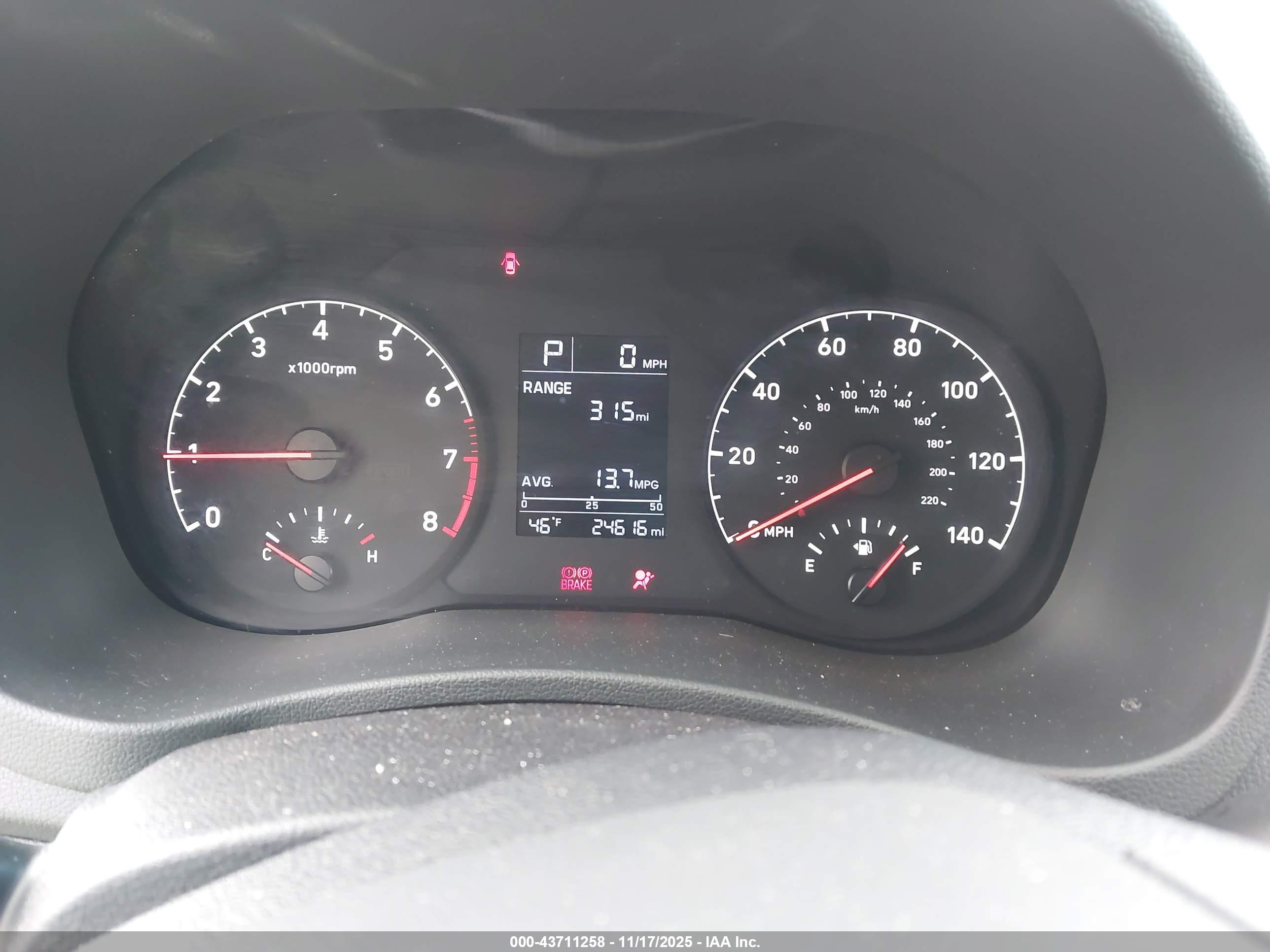 HYUNDAI ACCENT image 7