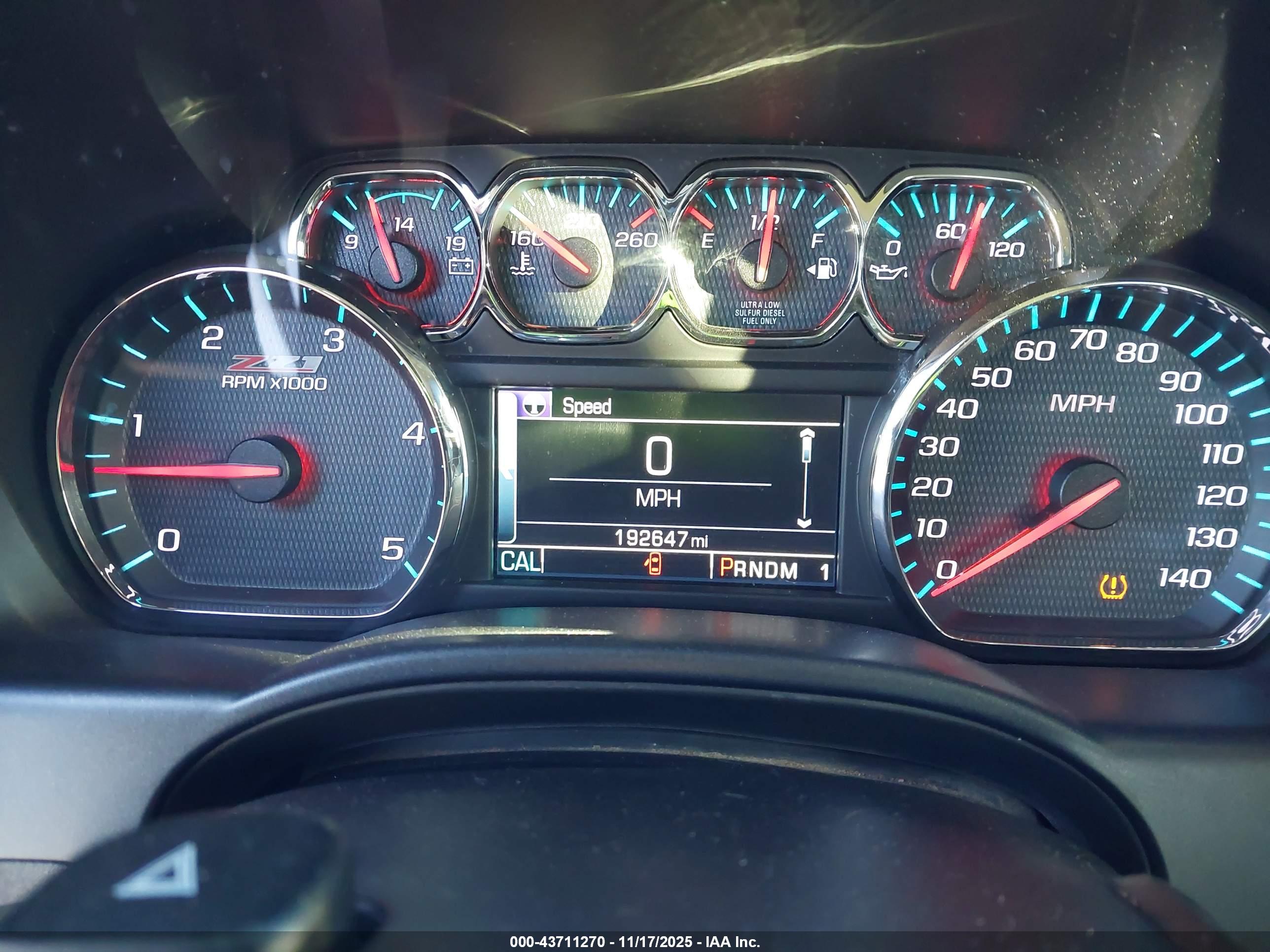CHEVROLET SILVERADO image 7