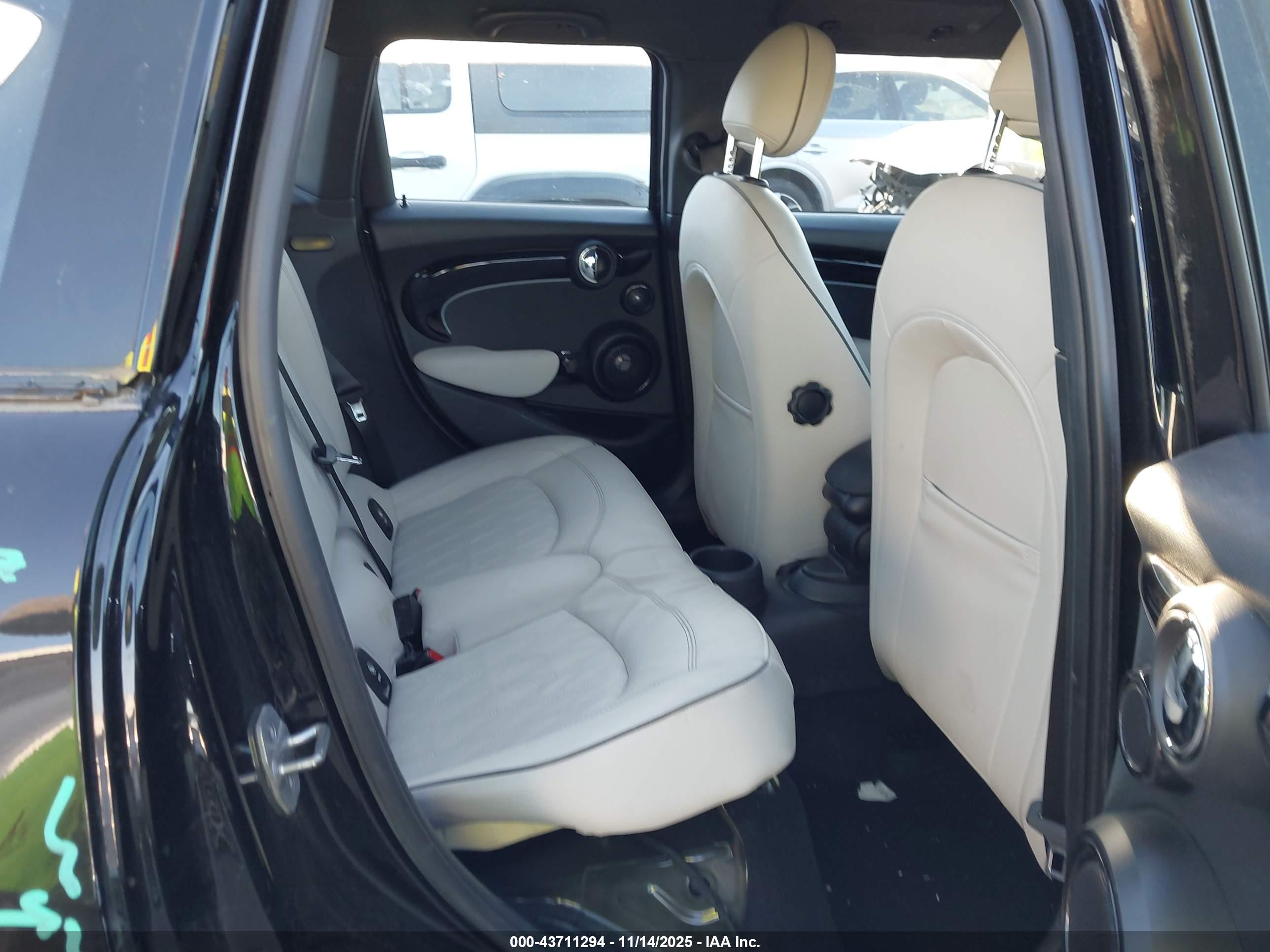 MINI HARDTOP image 8