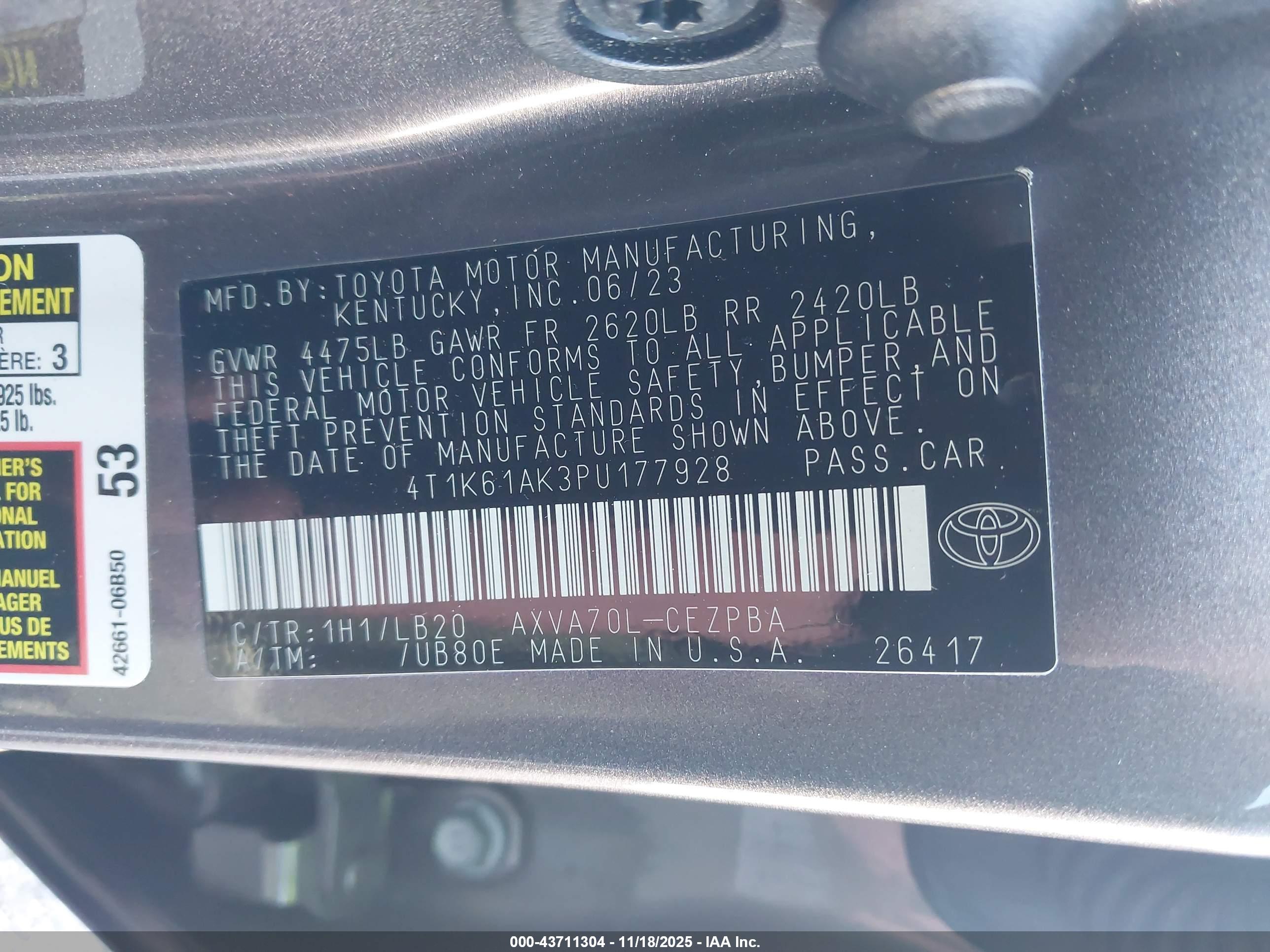 TOYOTA CAMRY image 9