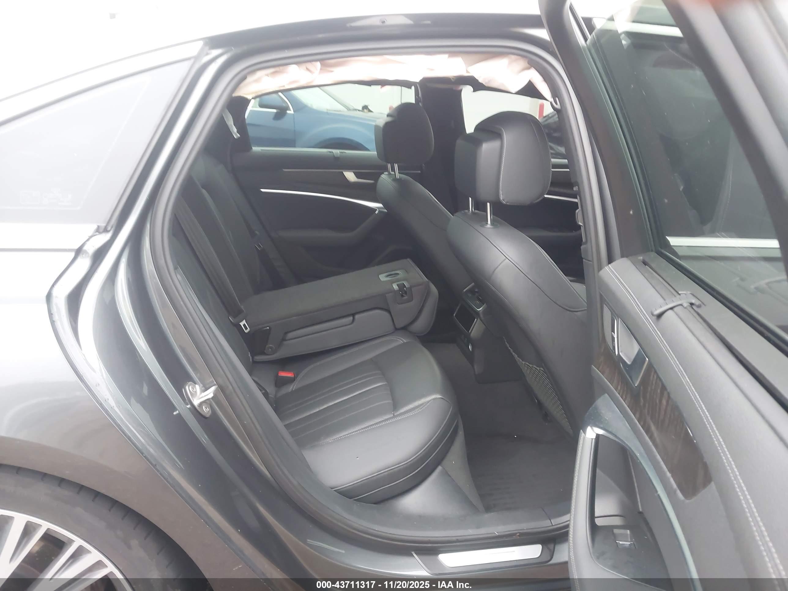 AUDI A6 image 8