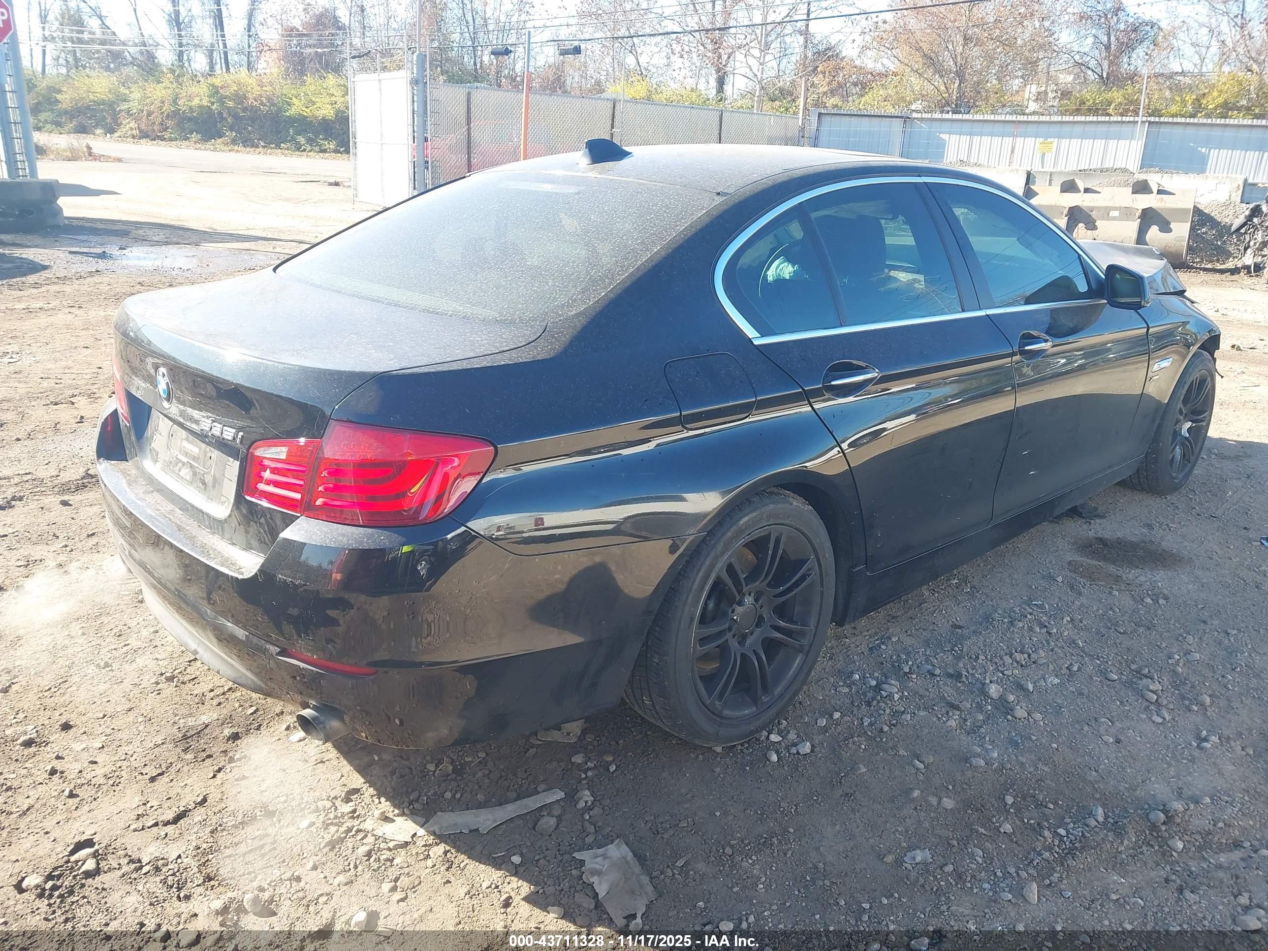 BMW 535I image 4