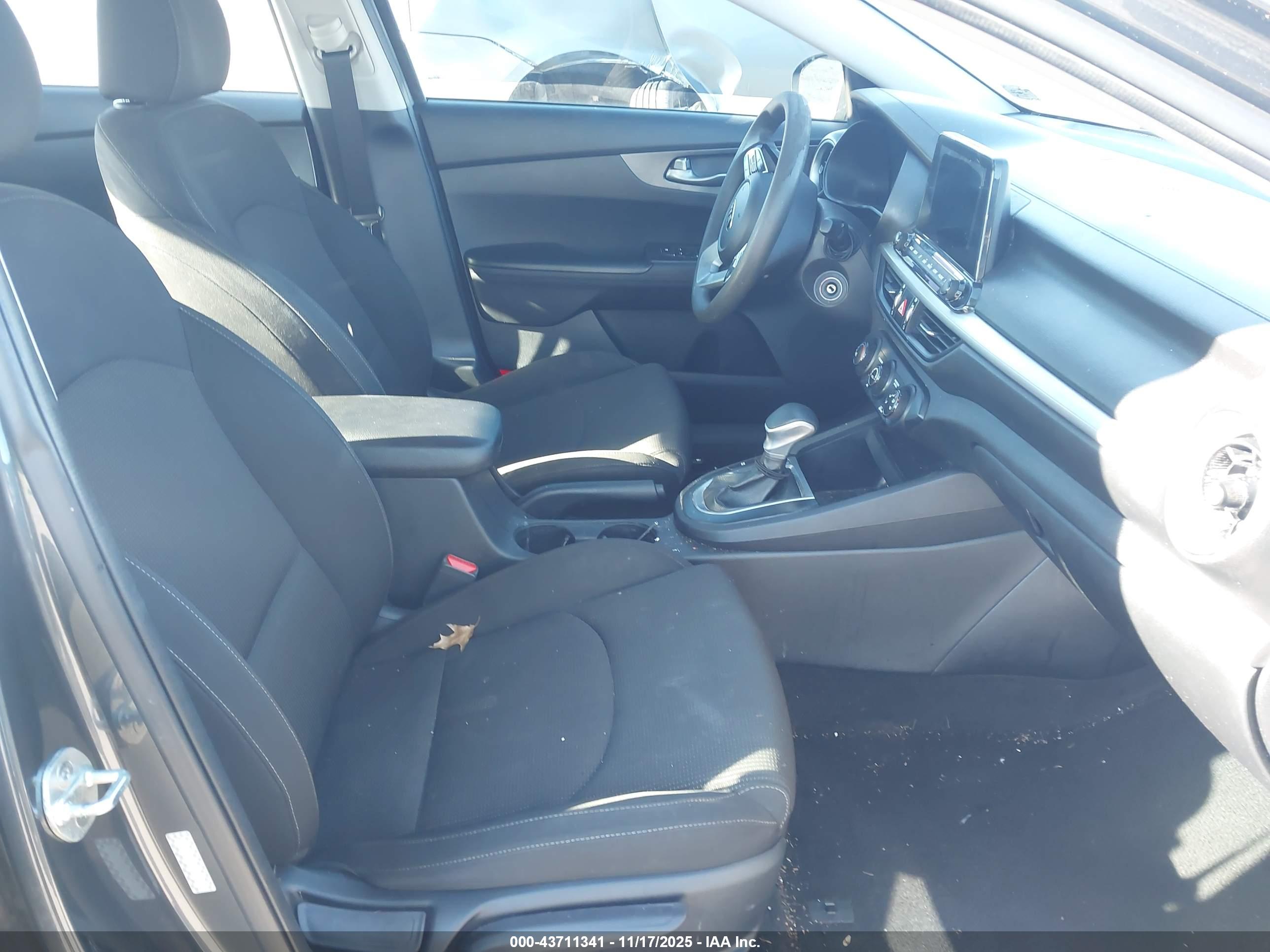 KIA FORTE image 5