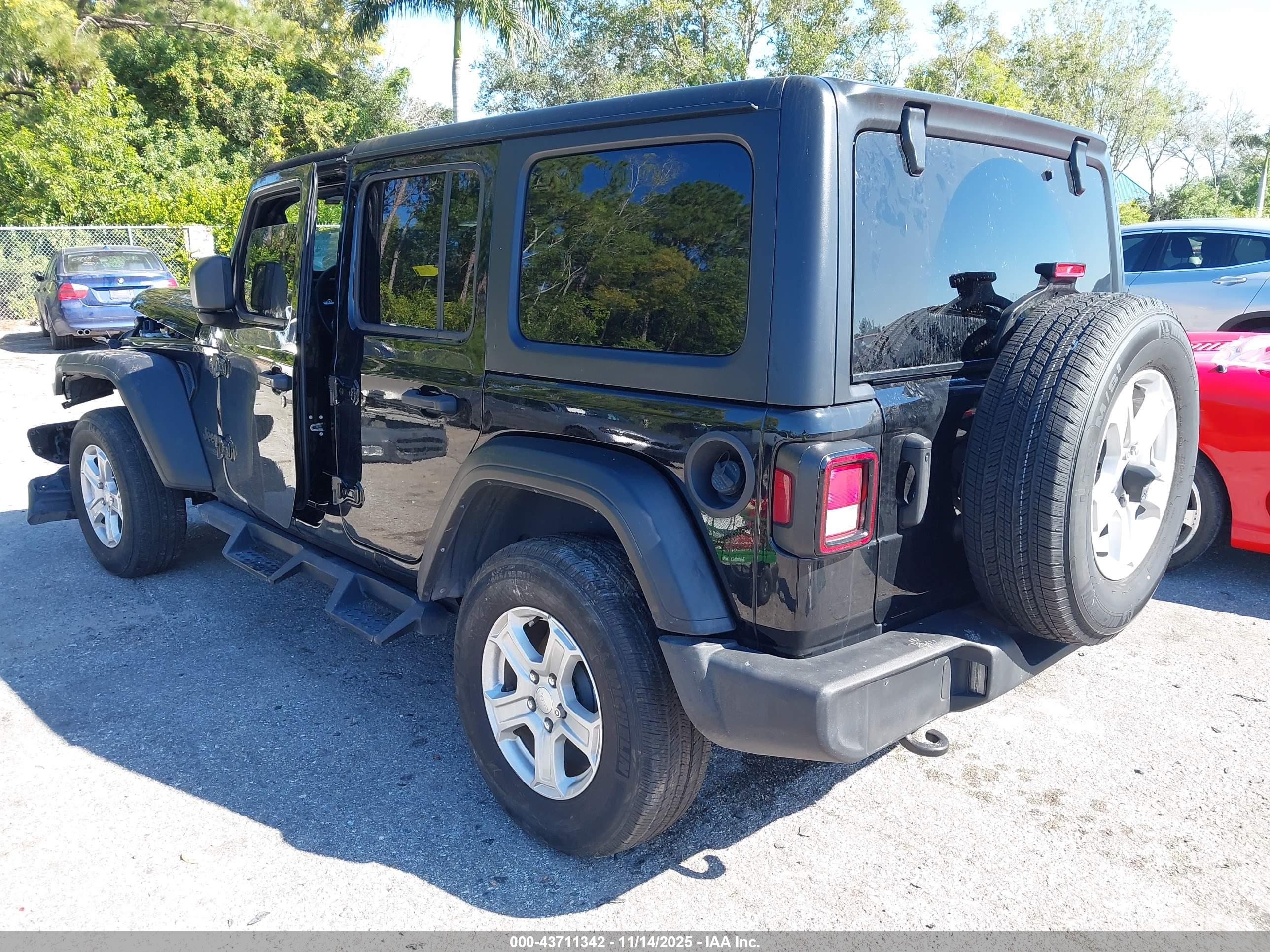JEEP WRANGLER image 3