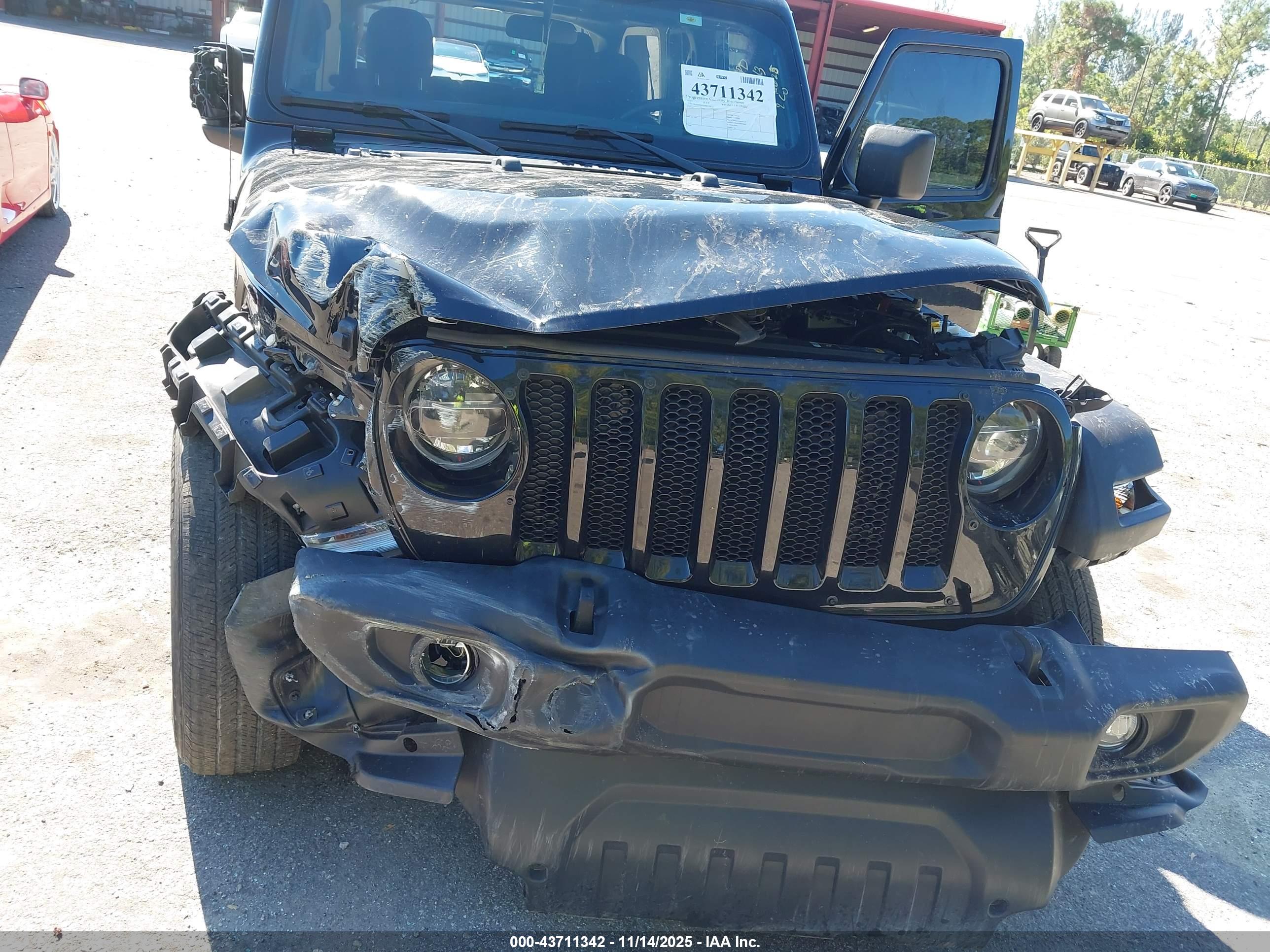 JEEP WRANGLER image 6