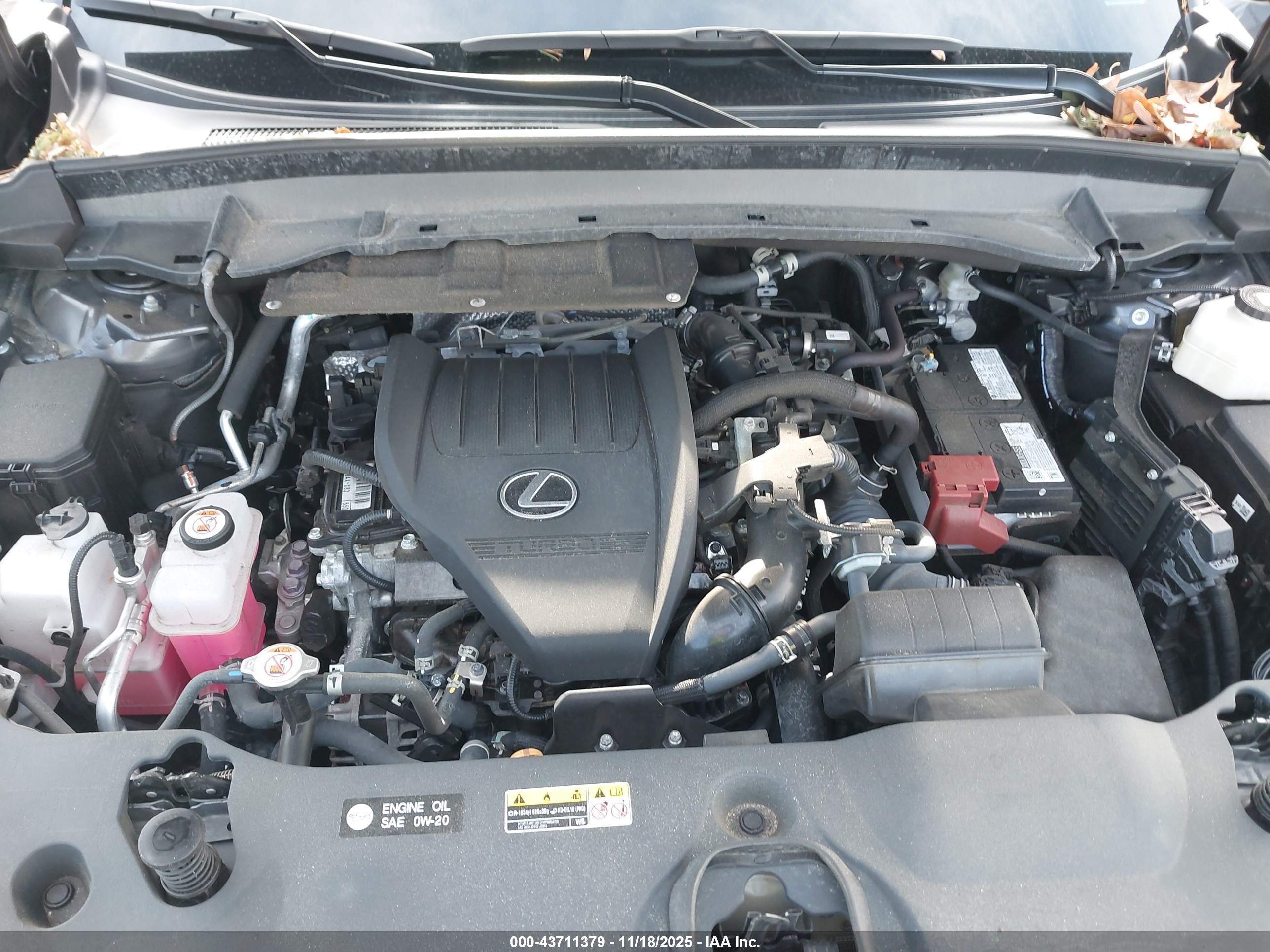 LEXUS TX image 10