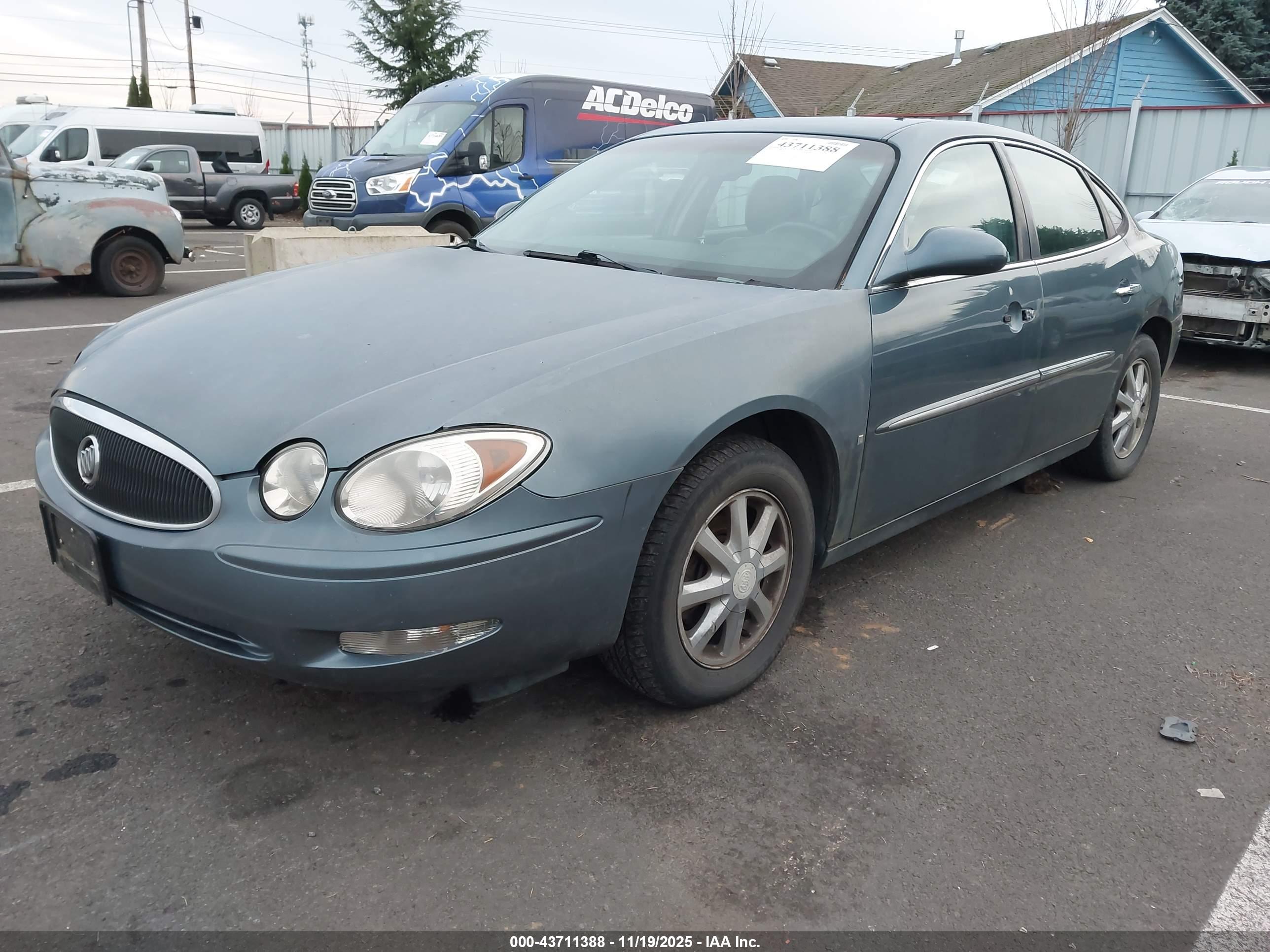 BUICK LACROSSE image 2