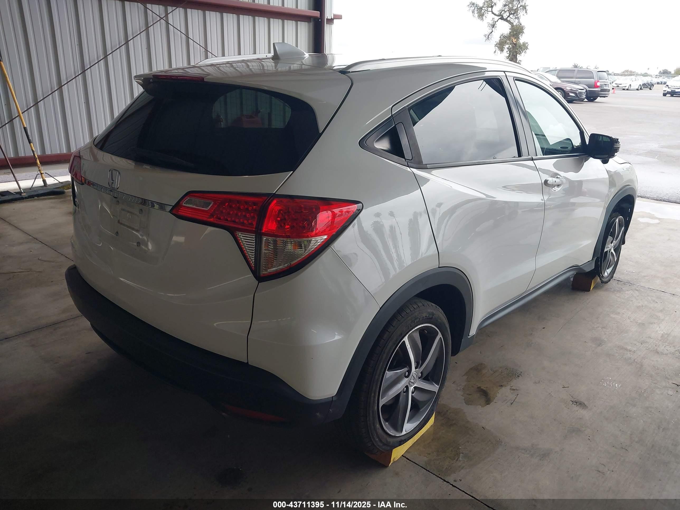HONDA HR-V image 4