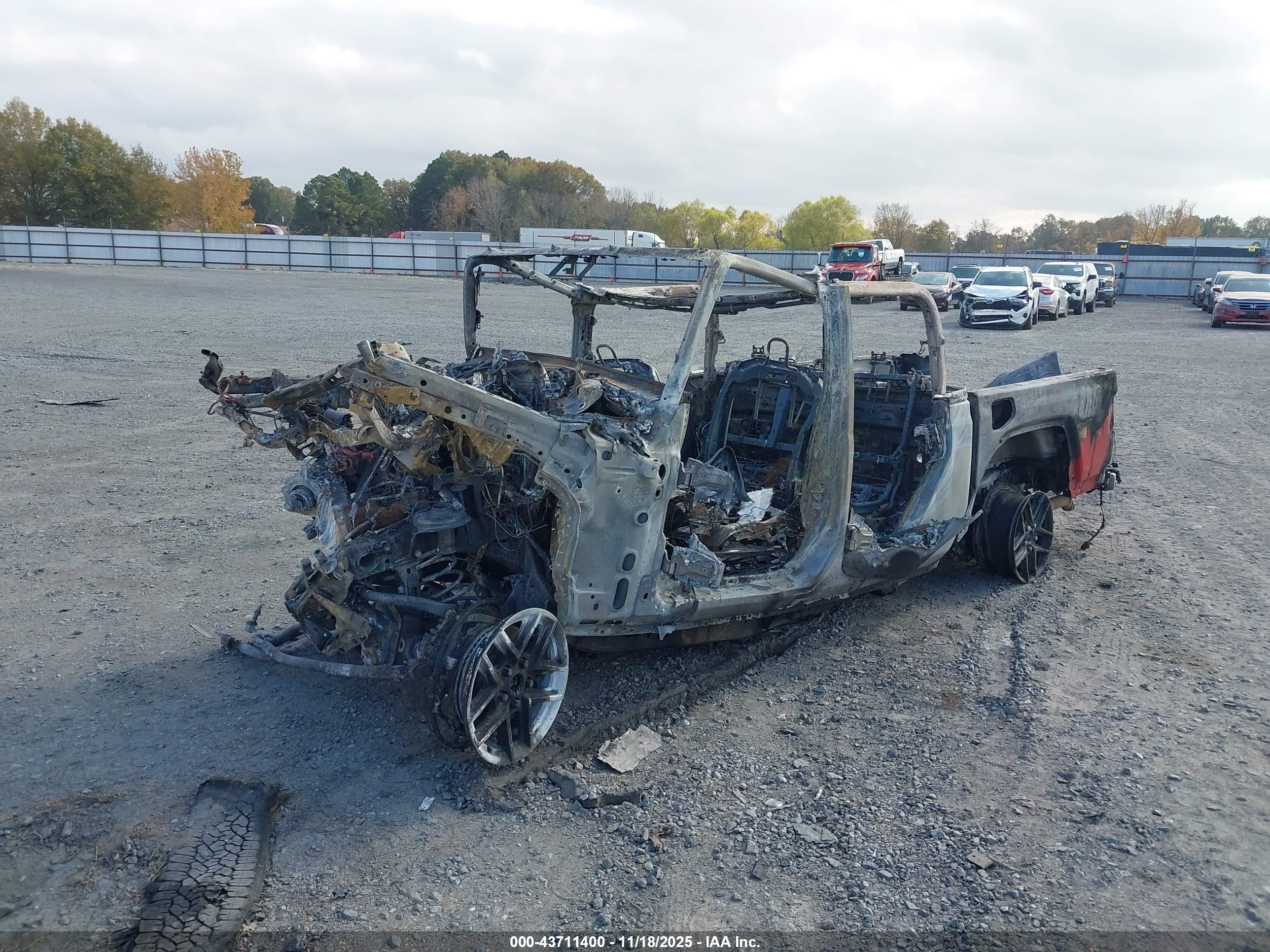JEEP GLADIATOR image 2